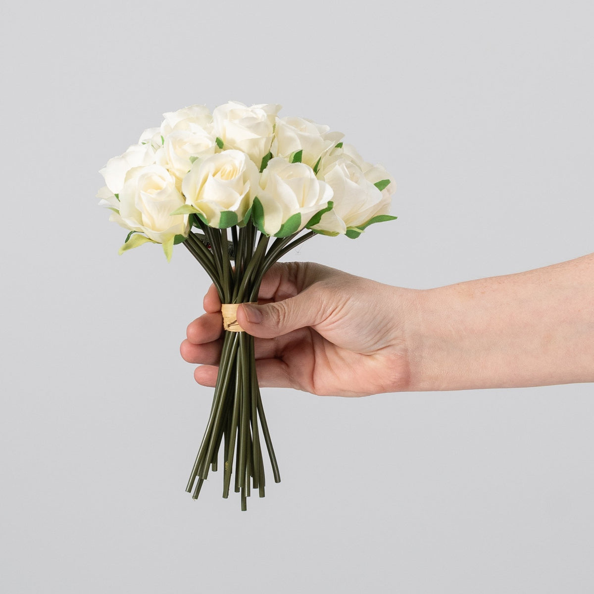 9" Mini Rose Bundle: Cream detail photo 3