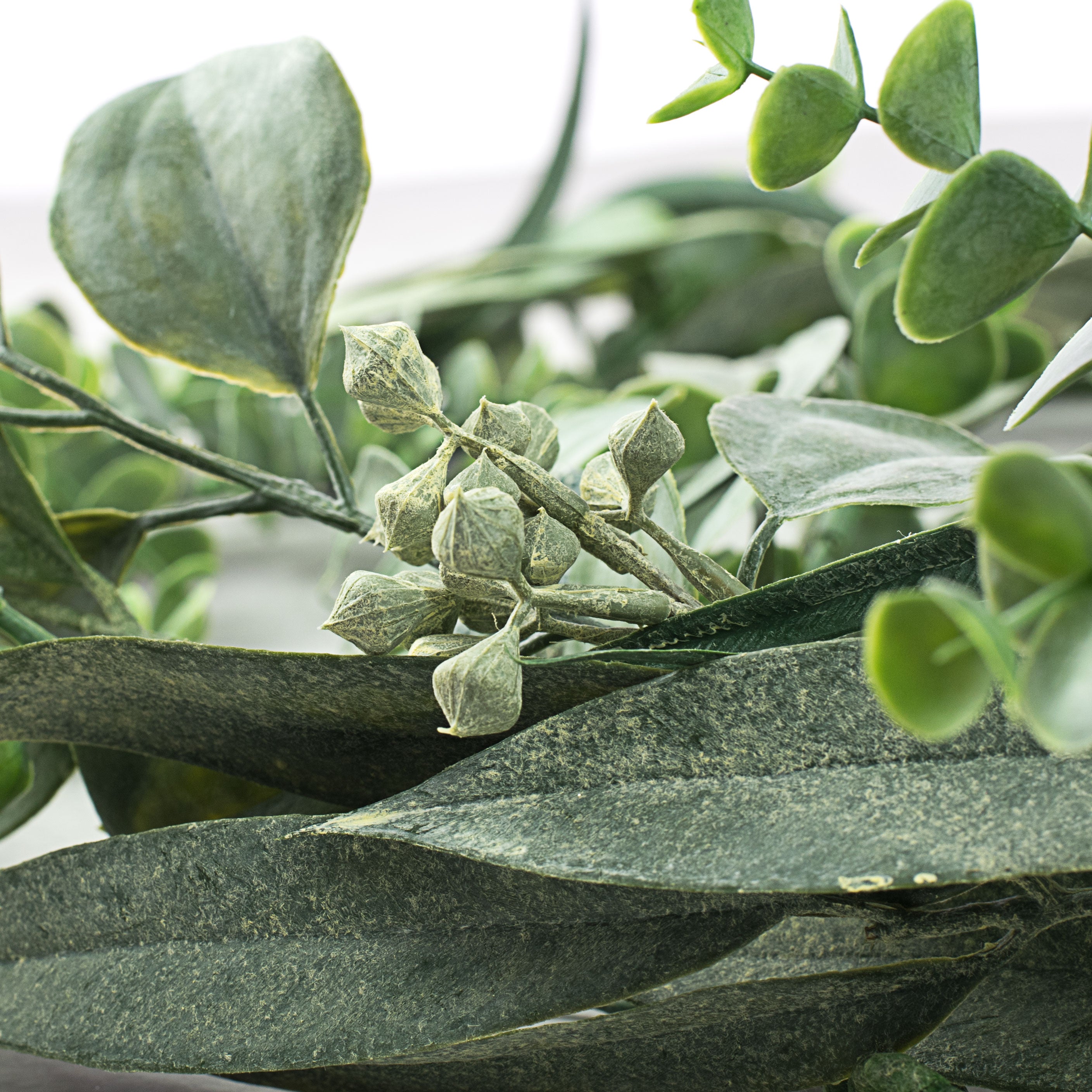 6' Mixed Eucalyptus Garland detail photo 3