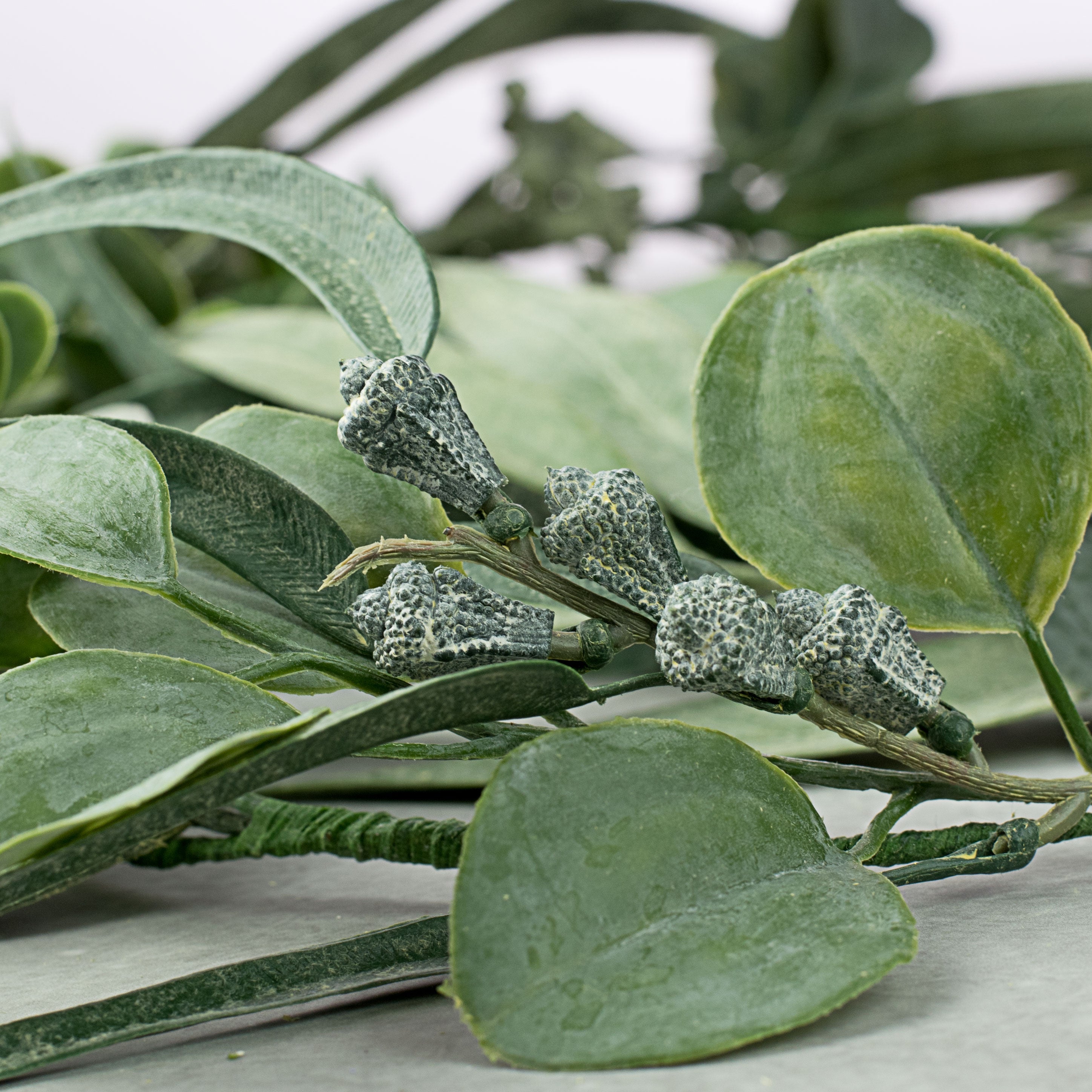 6' Mixed Eucalyptus Garland detail photo 4