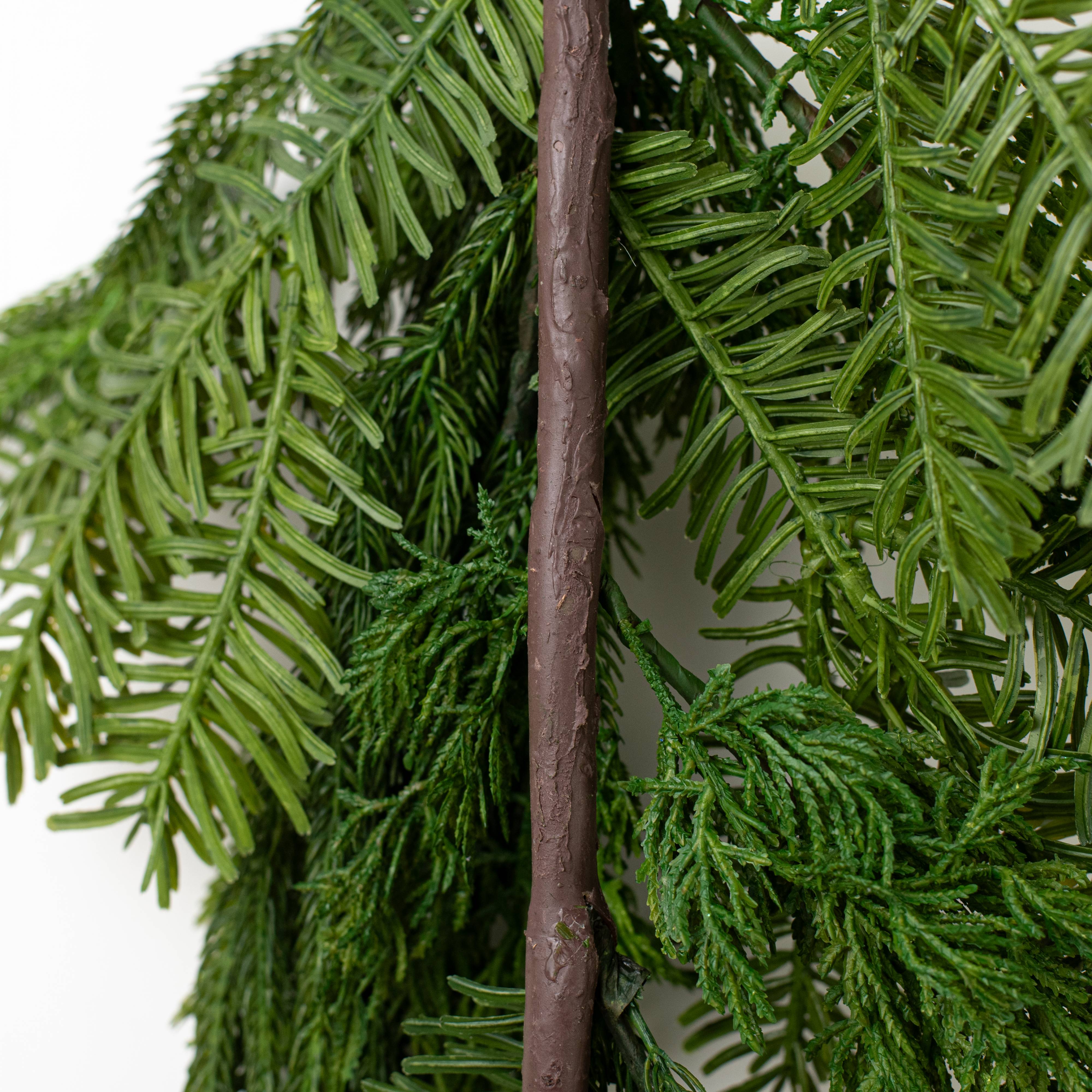30" Mixed Norfolk Balsam Pine Teardrop detail photo 3