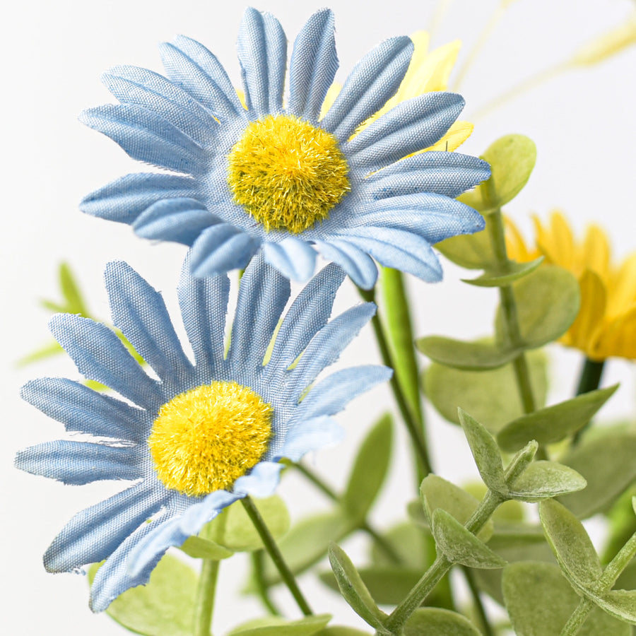 12" Mixed Pastel Daisy Bush detail photo 4