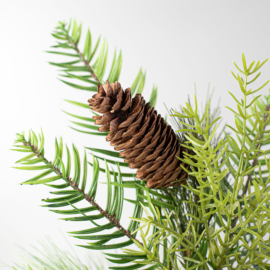 18" Mixed Pine Pick Lifestyle Photo