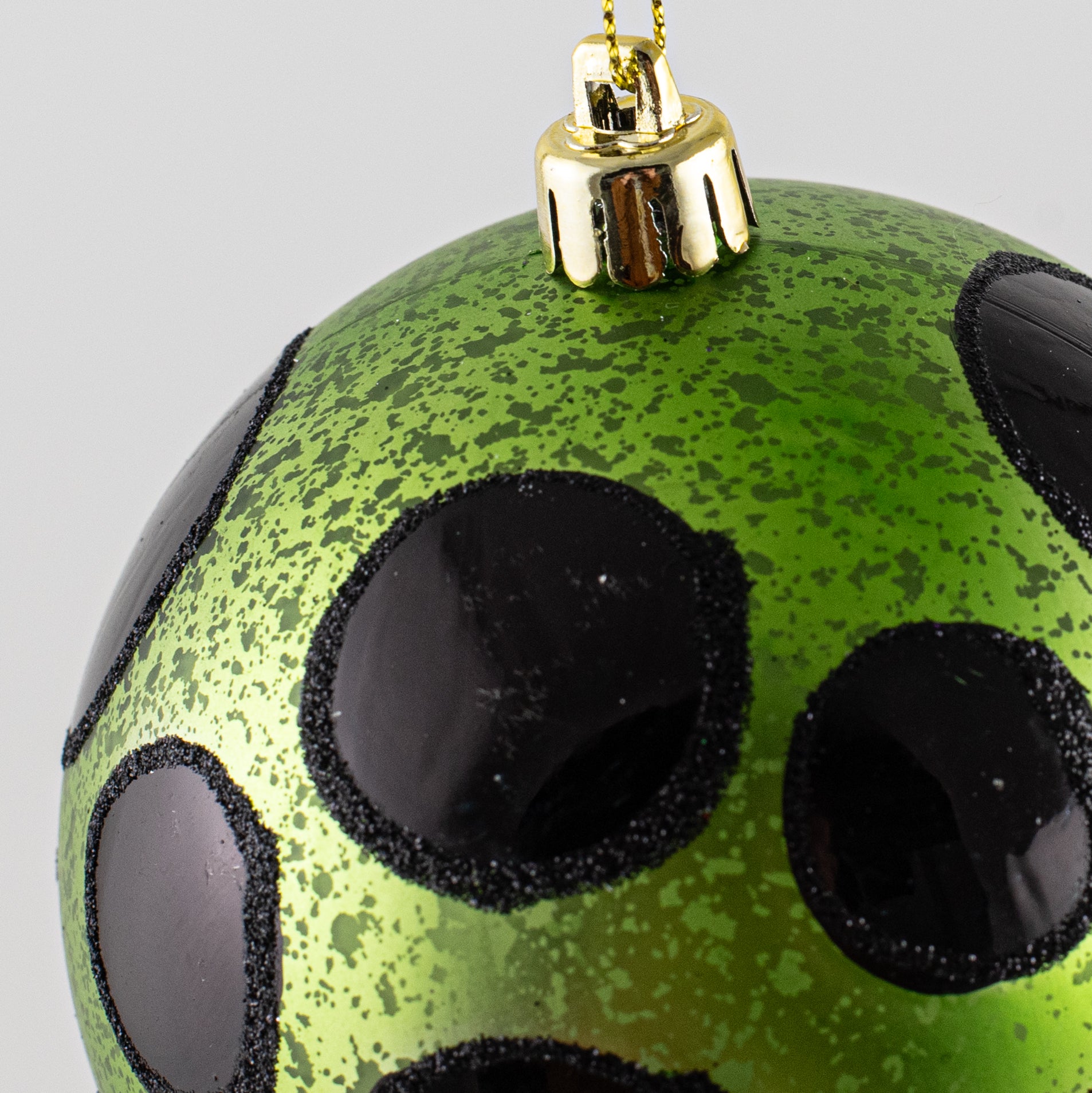 100mm Antiqued Dots Ornament: Lime Green & Black detail photo 3