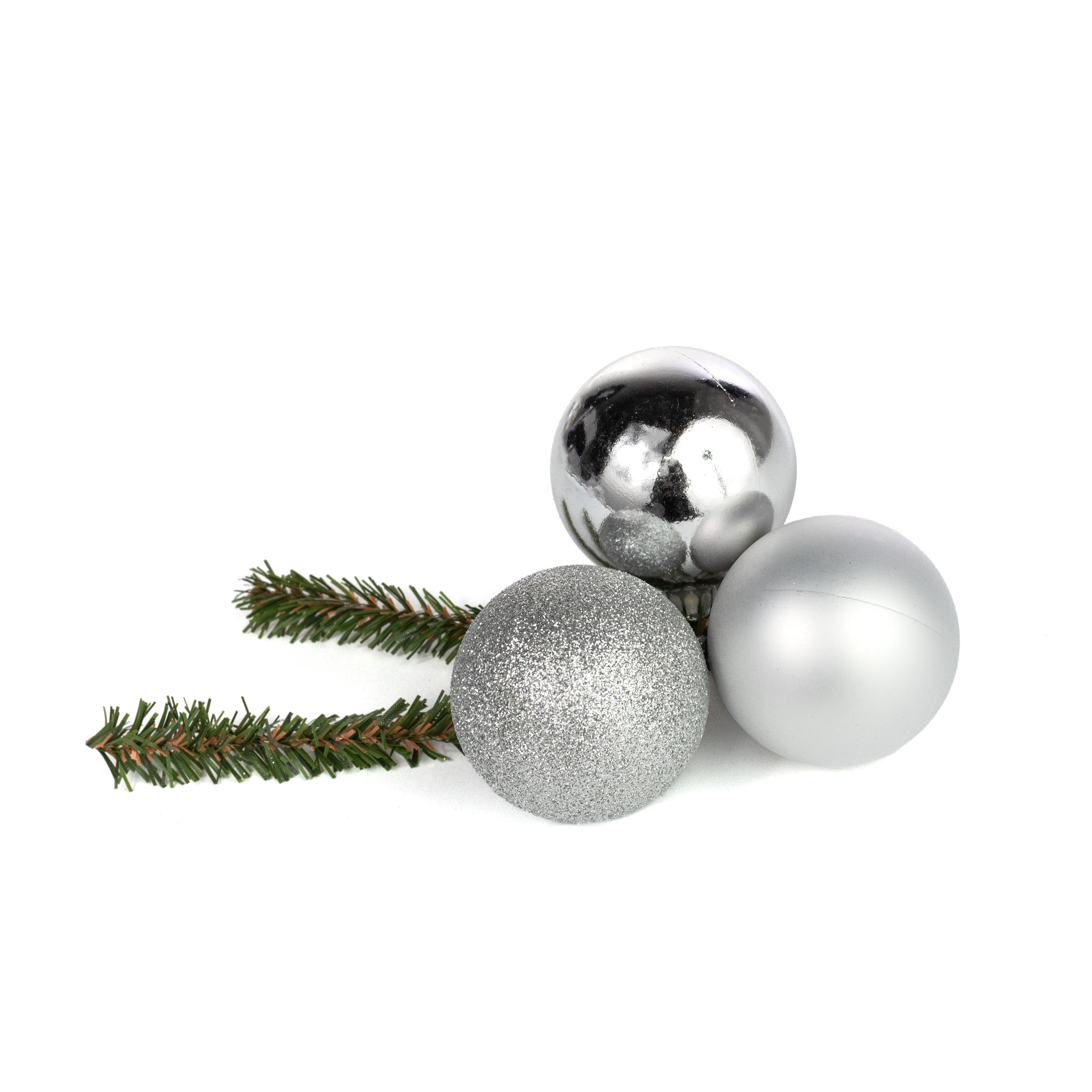60mm Ball Ornament Cluster Ties: Metallic & Glitter Silver Item Number: XP355226