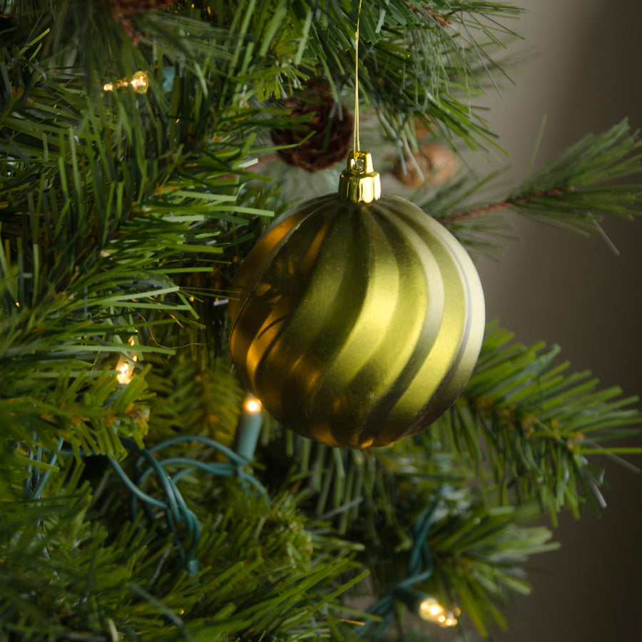 80MM Round Swirl Stripe Metallic Ball Ornament: Matte Moss Green Lifestyle Photo