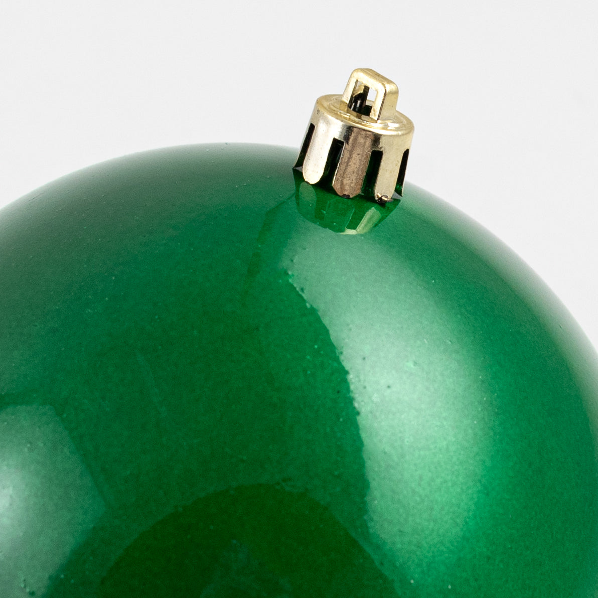 100MM Seamless Plastic Ball Ornament: Pearl Emerald Green (Set of 4) detail photo 3