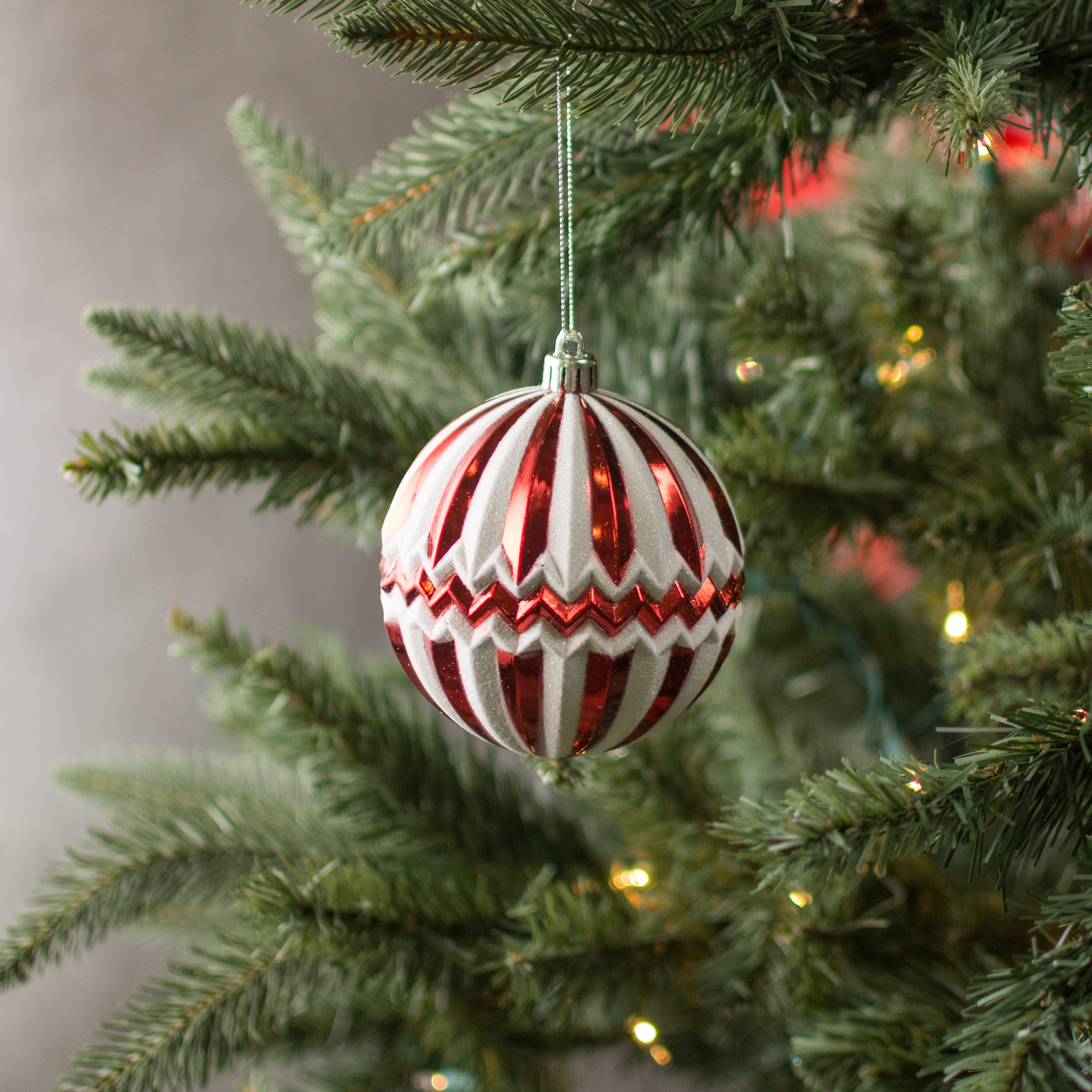 100MM Stripe Chevron Ornament: Red & White Lifestyle Photo