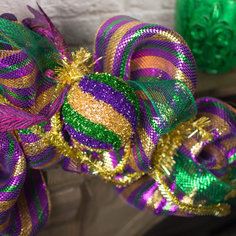 100MM Tinsel Swirl Ball Ornament: Mardi Gras Lifestyle Photo