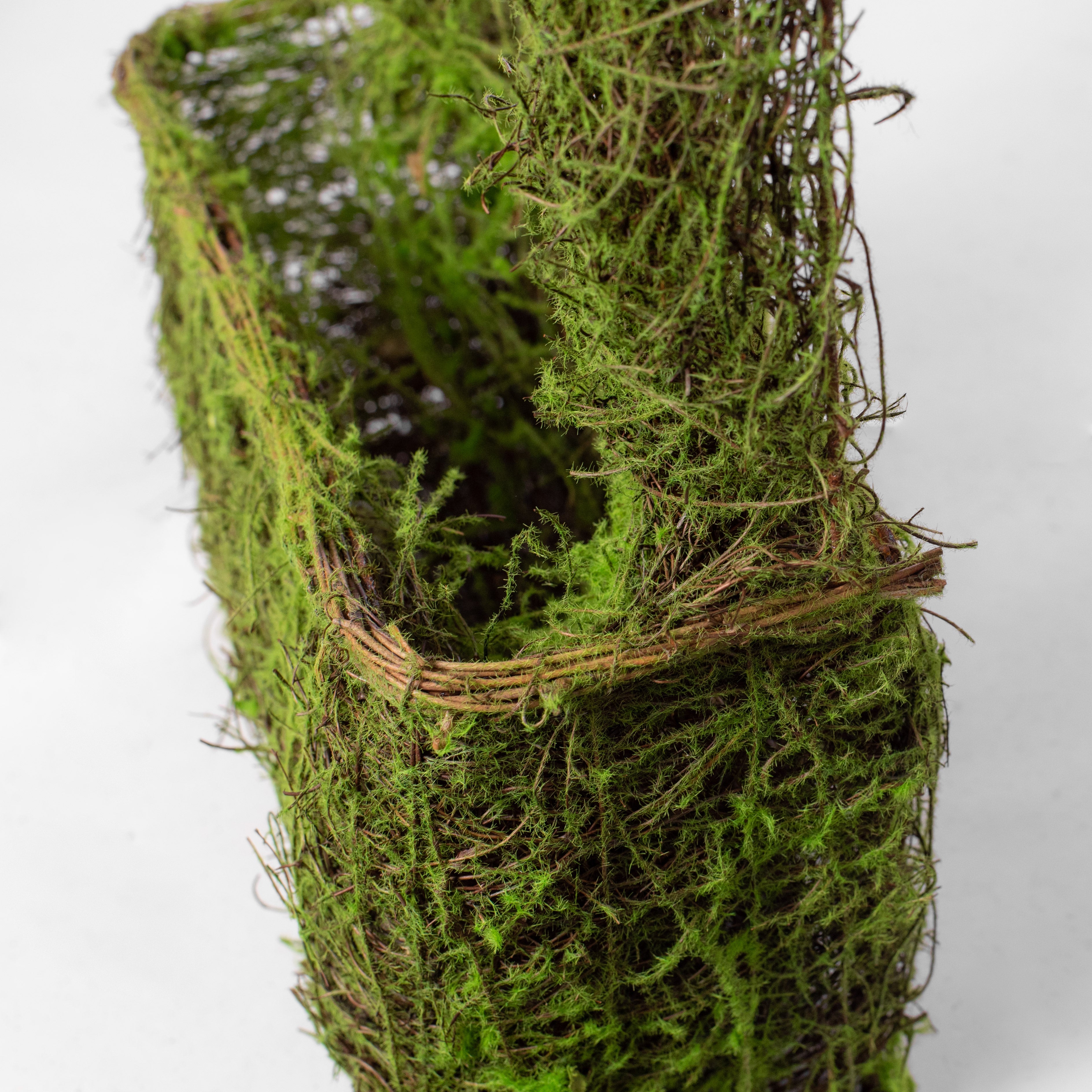 26" Mossy Twig Rectangle With Basket detail photo 3