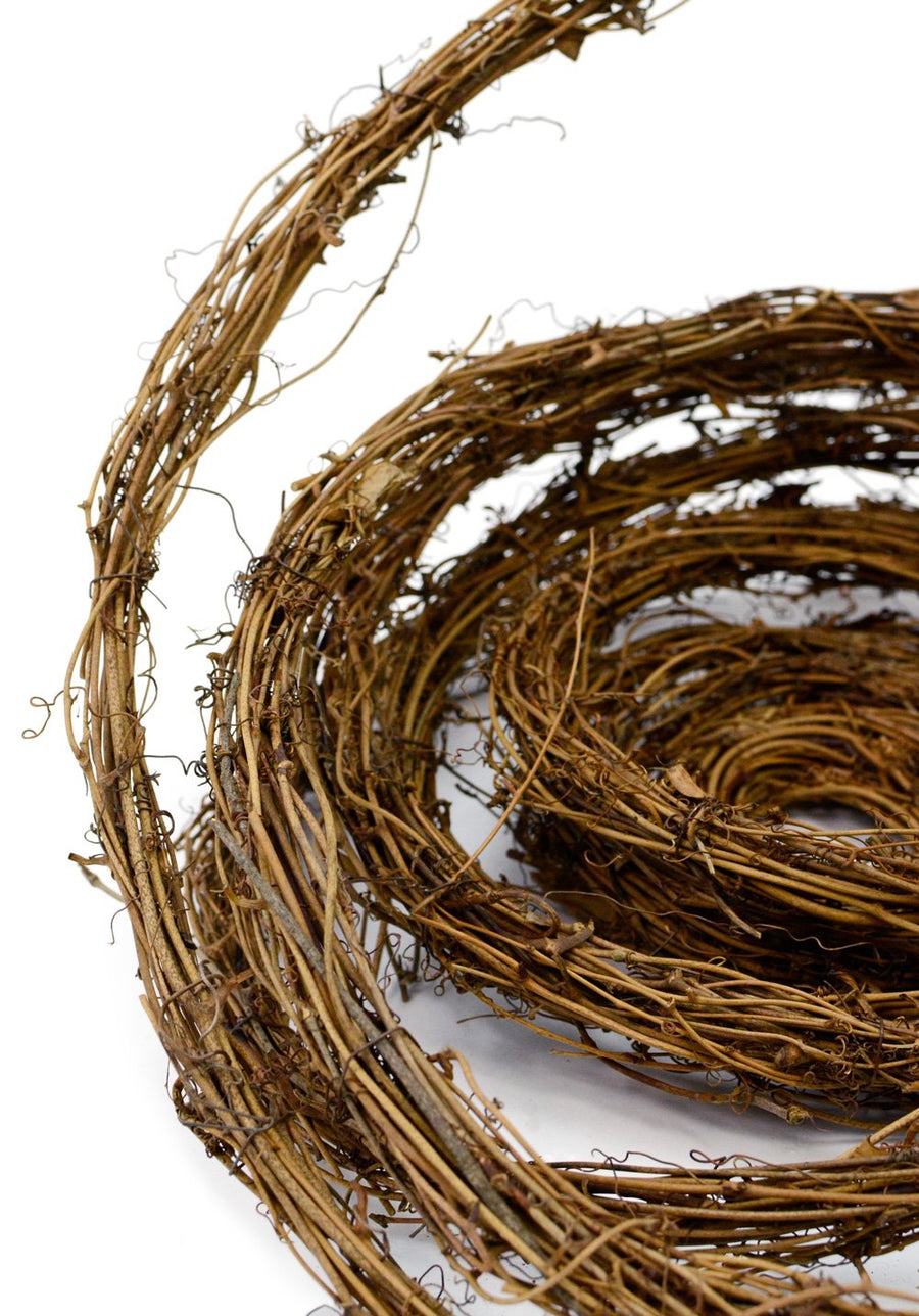 25' Natural Grapevine Garland Lifestyle Photo