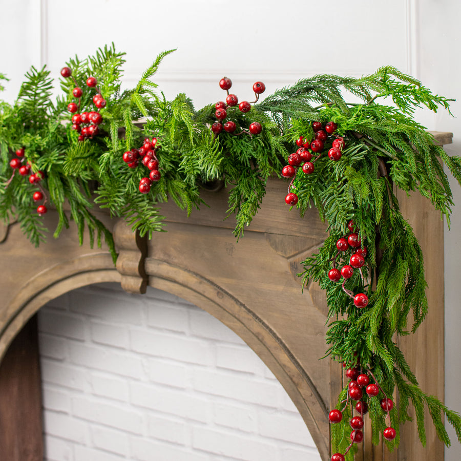 6' Norfolk & Balsam Pine Garland Lifestyle Photo