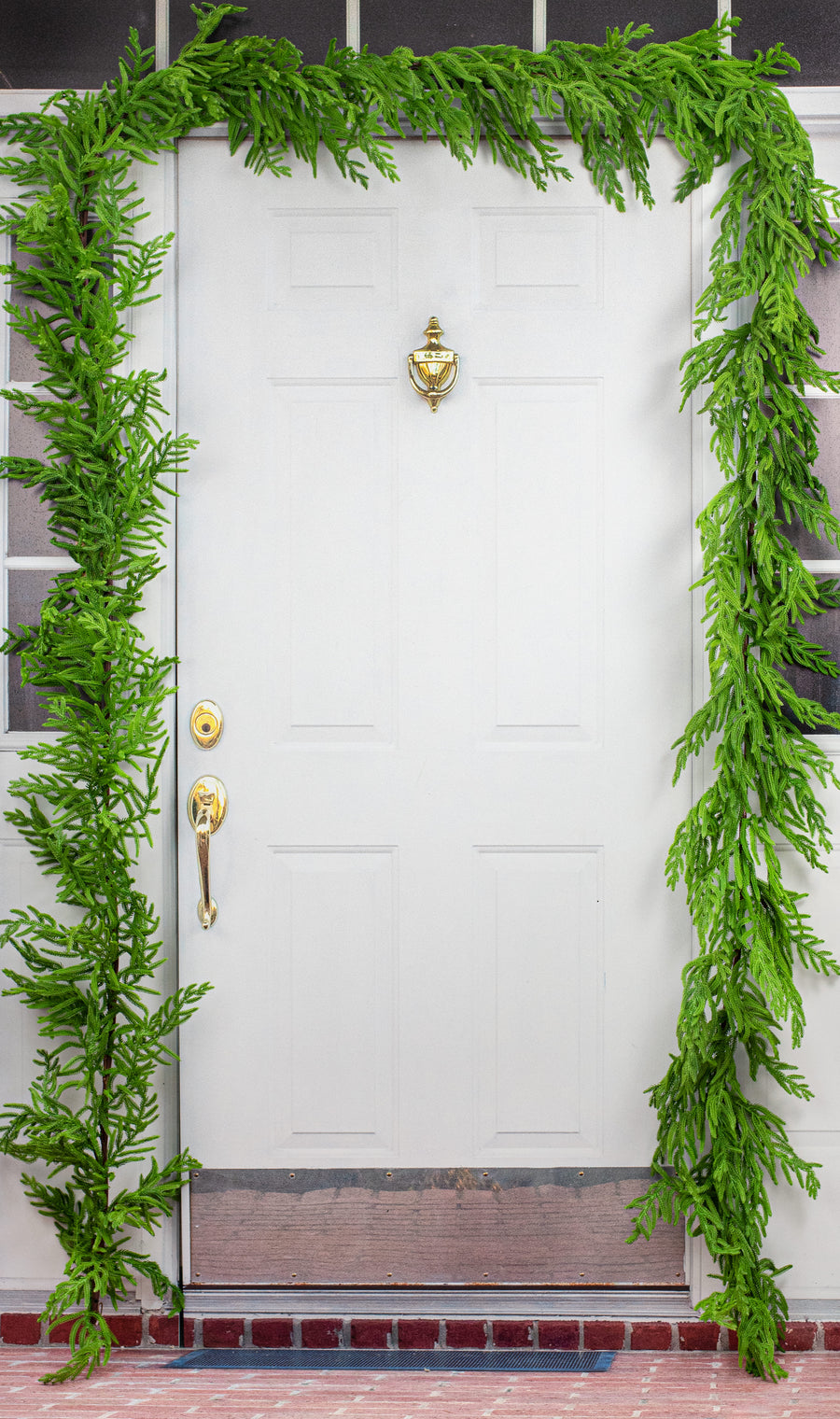 18' Norfolk Pine Garland Lifestyle Photo