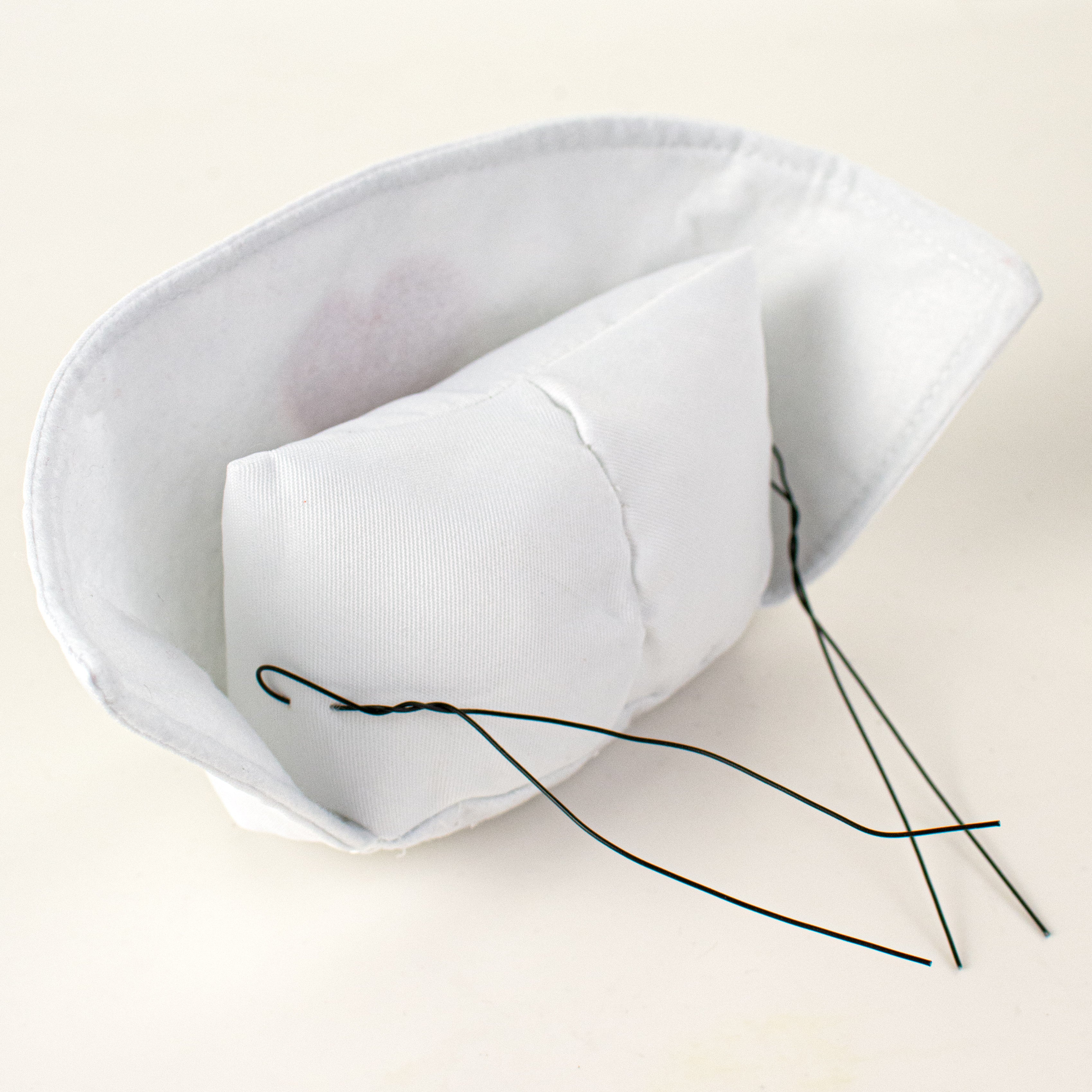 Nurse Wreath Decorating Kit (2 Pieces) detail photo 4
