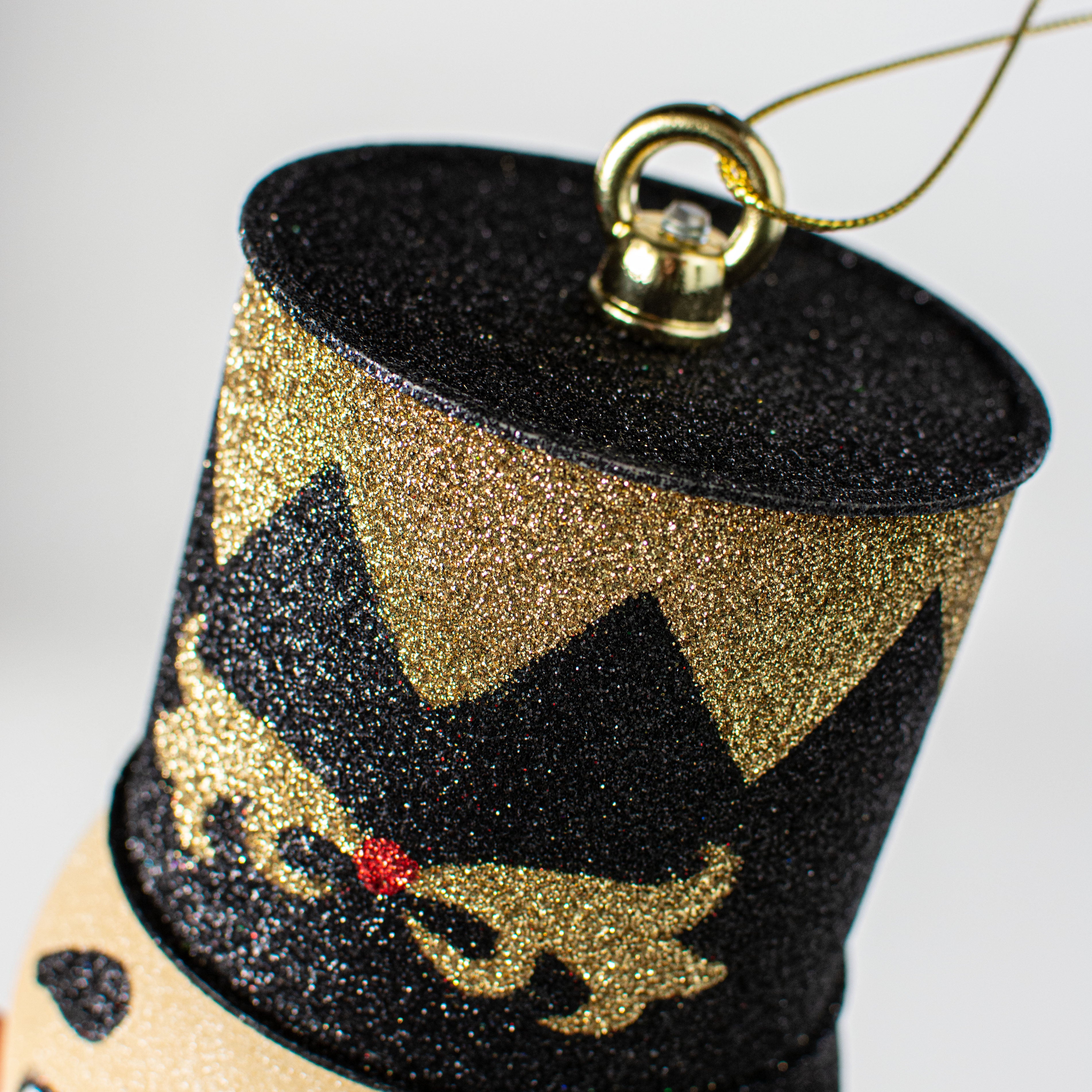 8.5" Nutcracker Ornament: Black & Gold detail photo 3