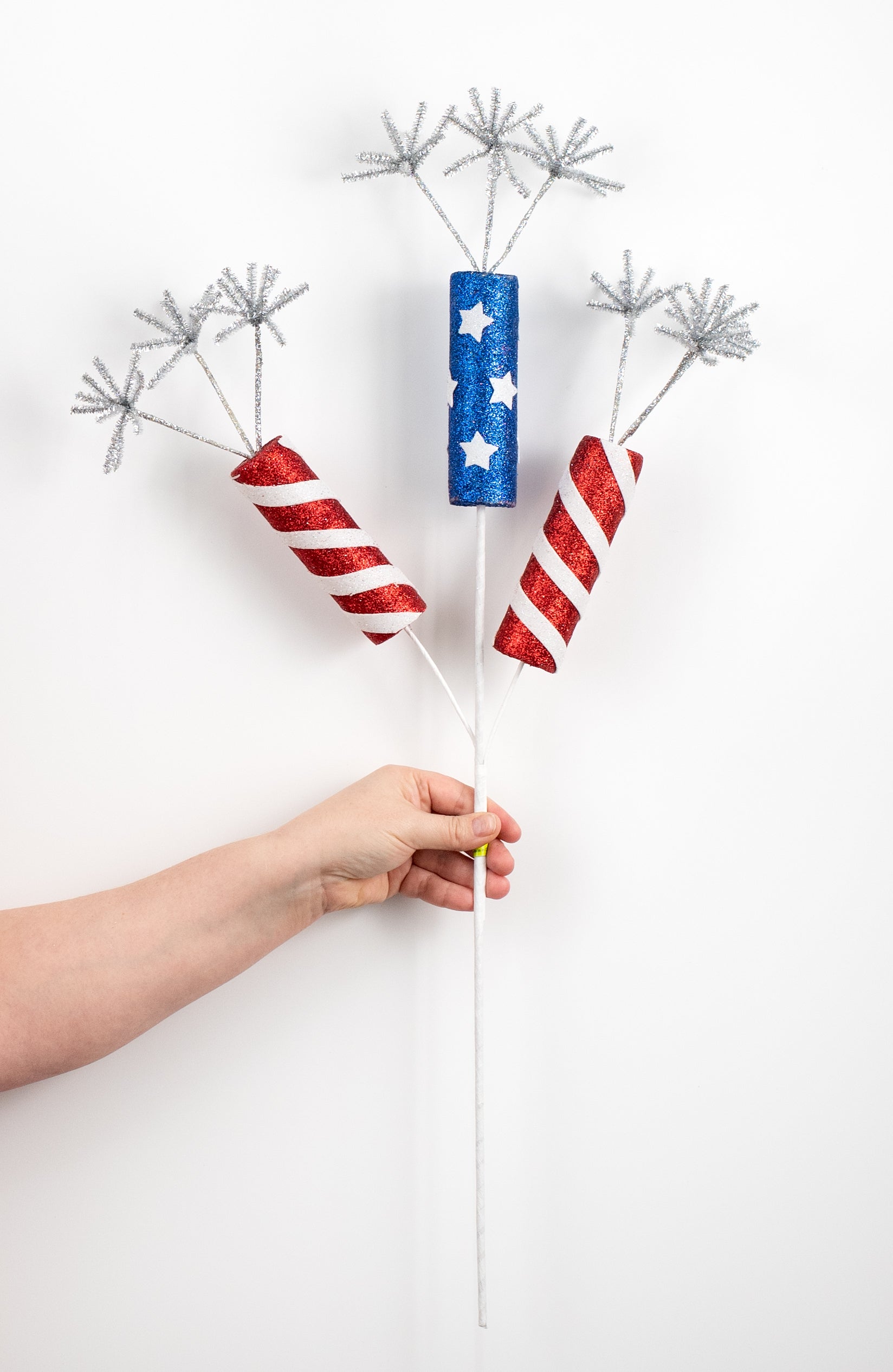 29" Patriotic Firecracker Spray detail photo 3