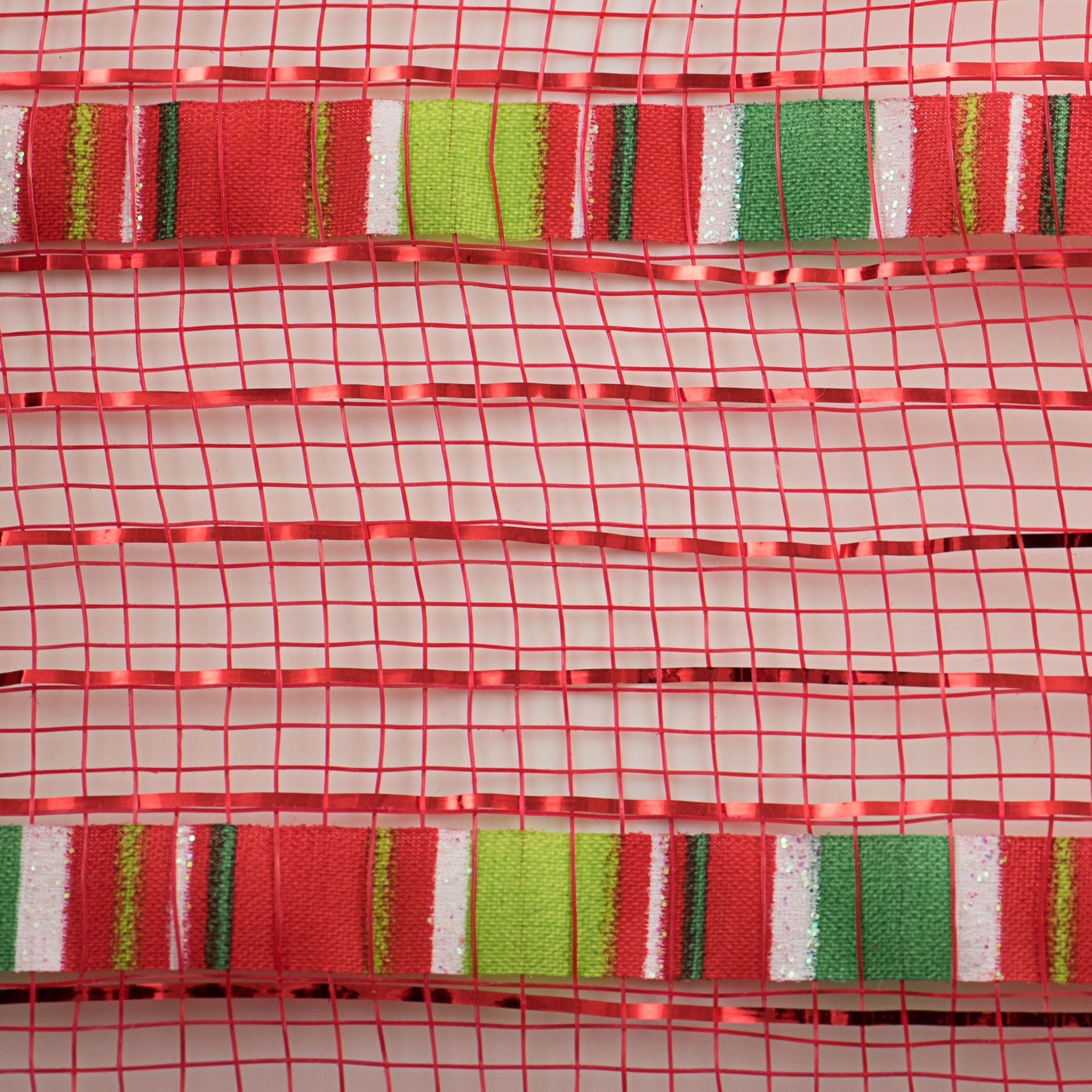 10" Patterned Mesh: Red Metallic & Christmas Print detail photo 3