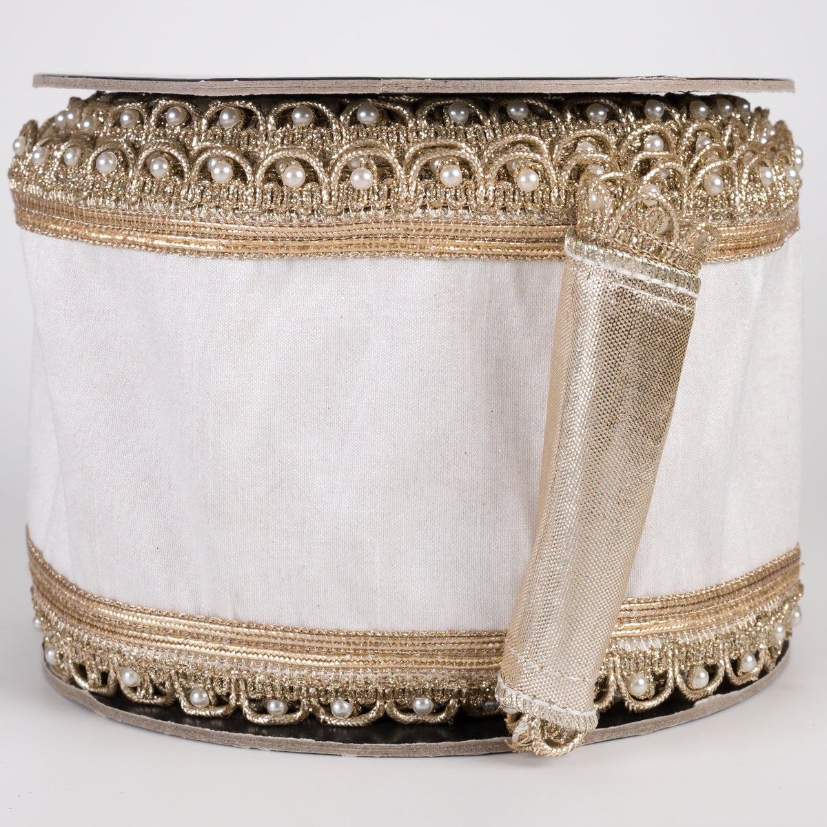 4" Pearl Edge Trim Dupioni & Metallic Dupioni Fused Ribbon: White & Gold (10 Yards) Item Number: RR0055