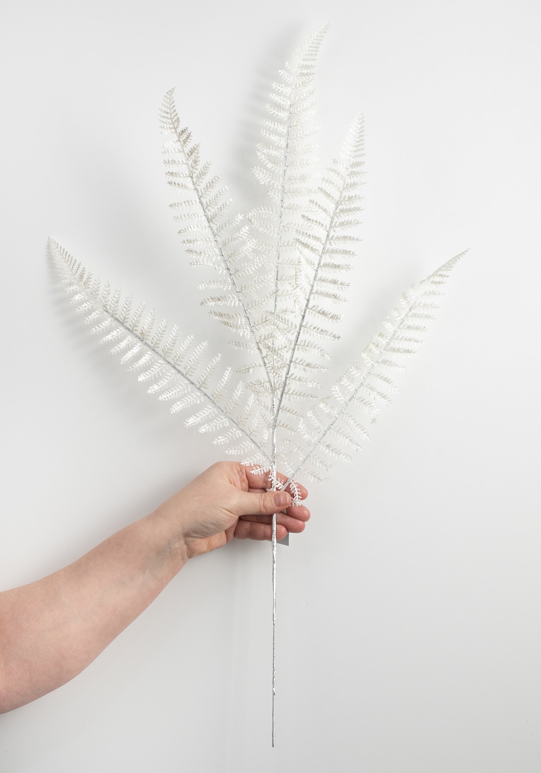 28" Pearl Fern Spray: White detail photo 3