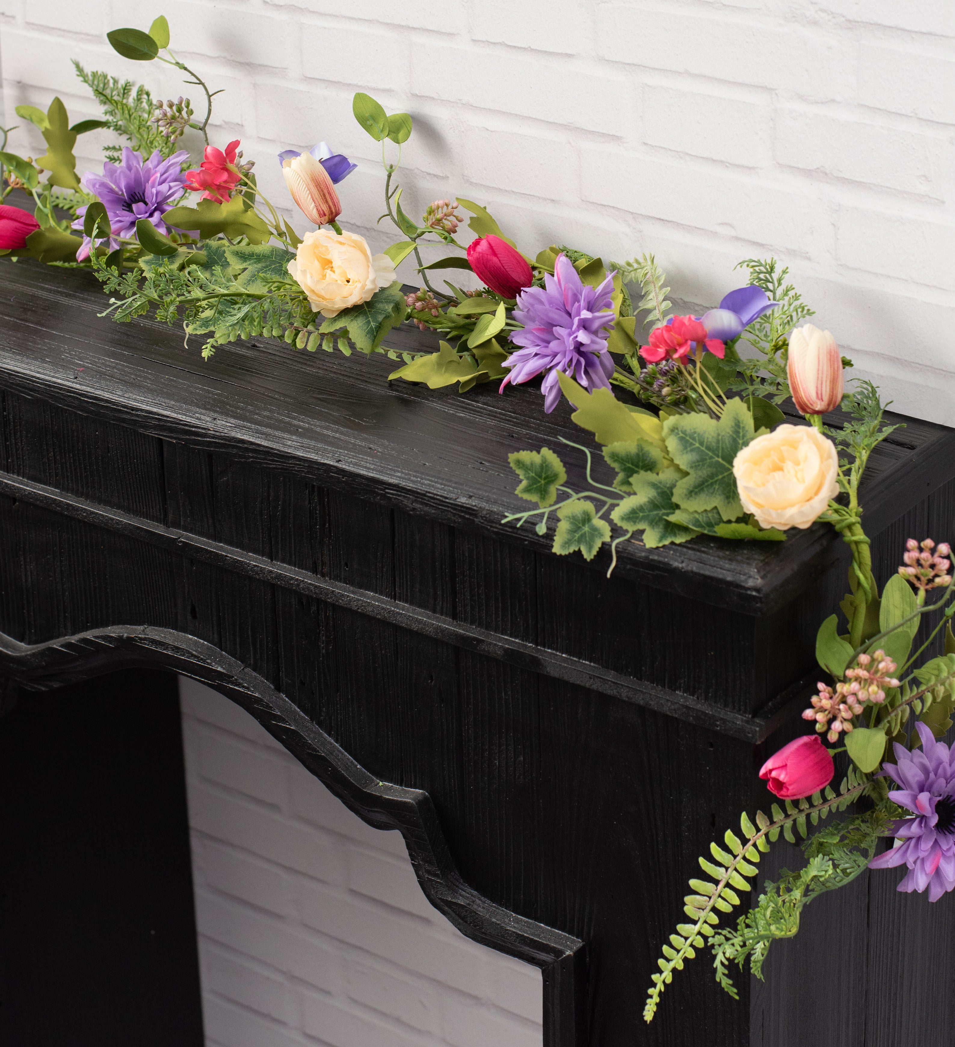5' Peony, Dahlia & Fern Floral Garland Lifestyle Photo