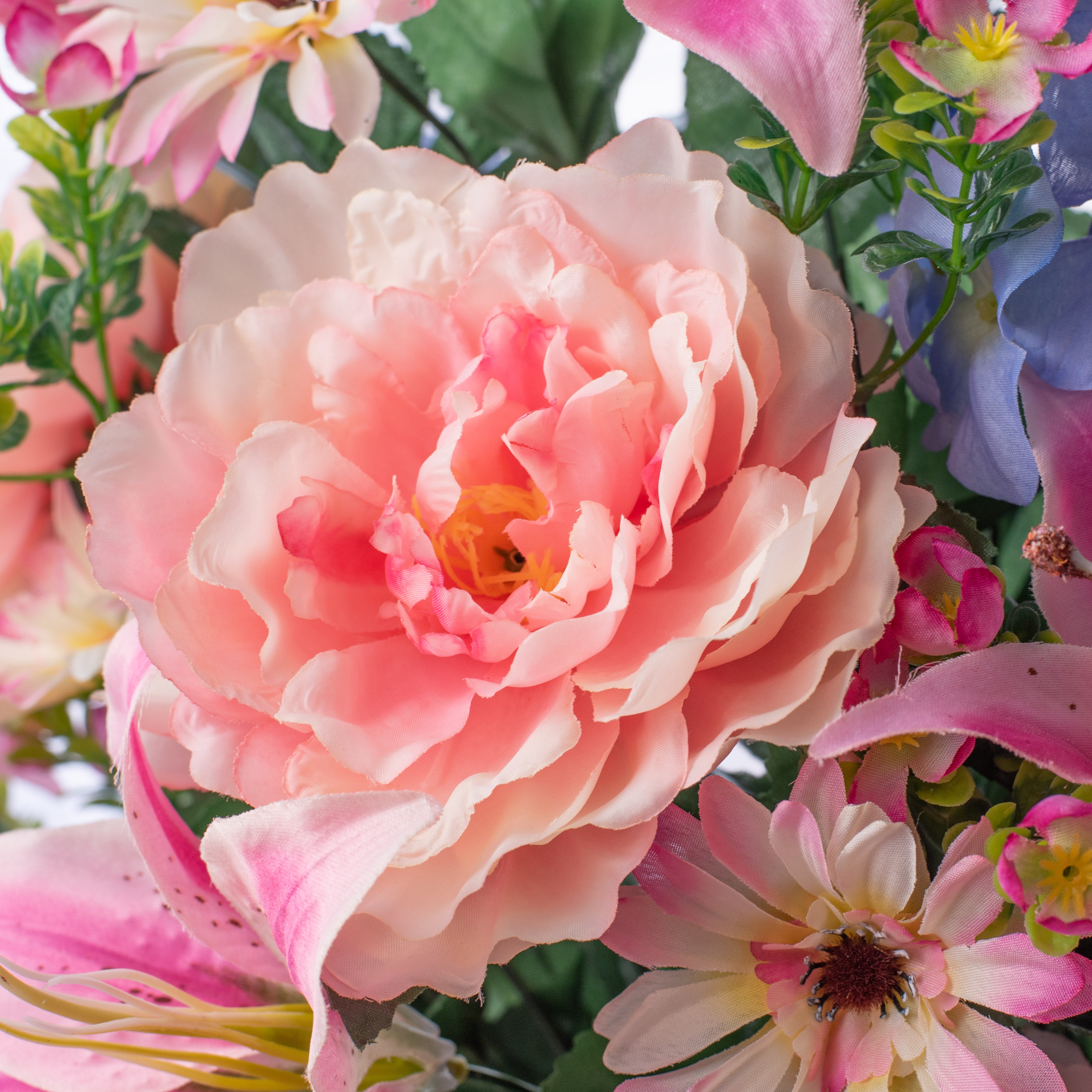 31" Peony Hydrangea Lily Bush detail photo 3