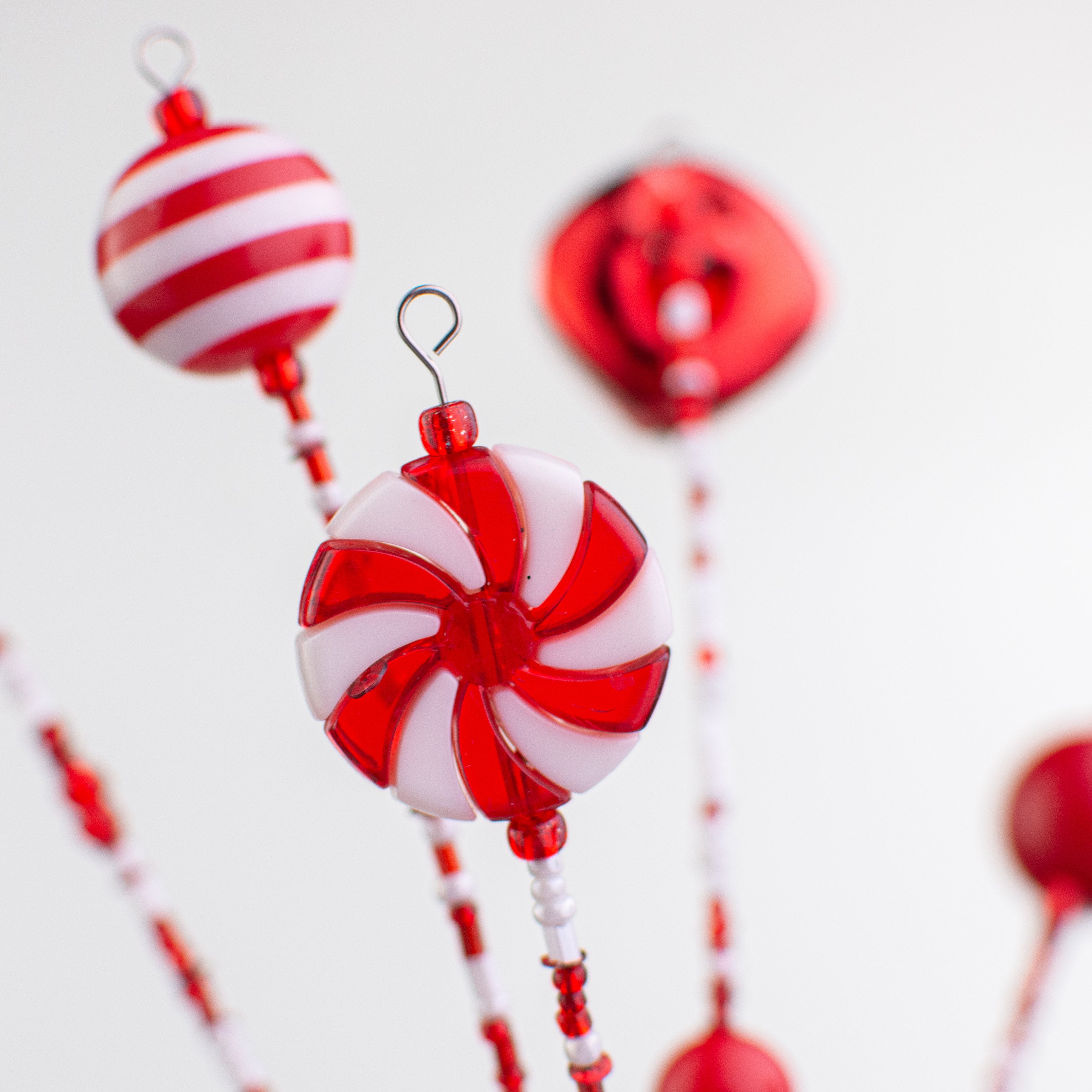 18" Peppermint & Bell Spray Lifestyle Photo