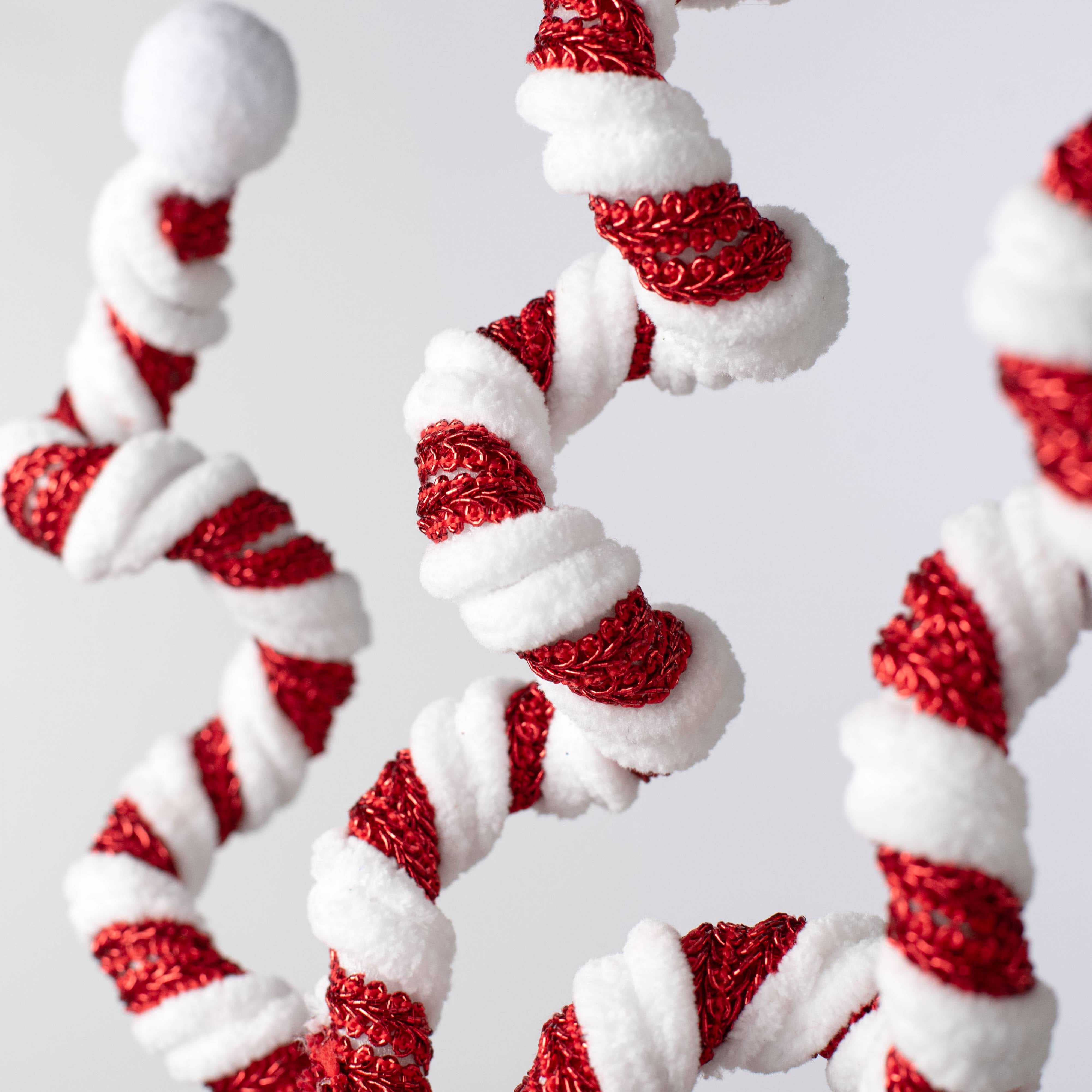 28" Peppermint Chenille Stripes Curls Spray: Red & White Lifestyle Photo