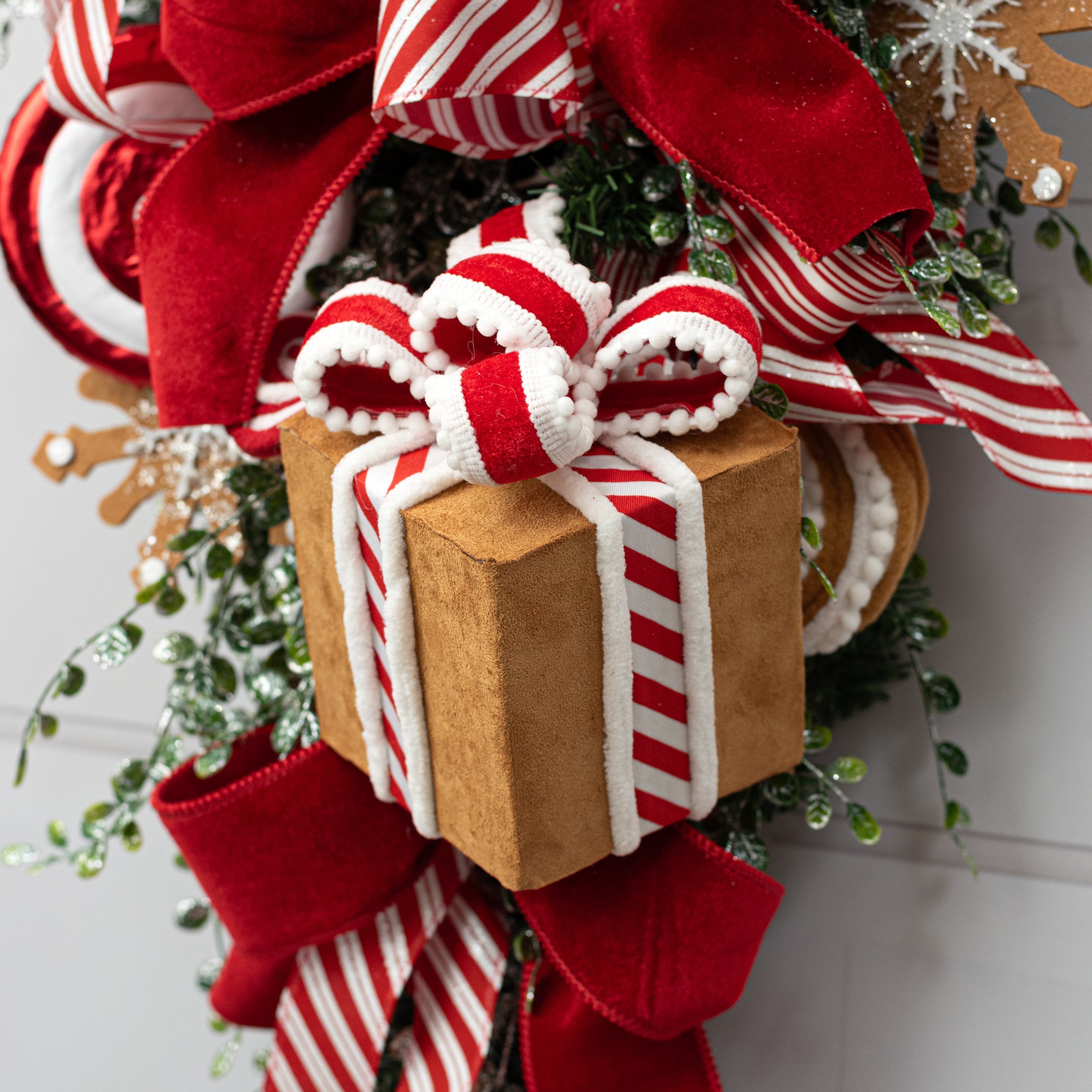 6" Peppermint Gingerbread Gift Box Decor: Small Lifestyle Photo