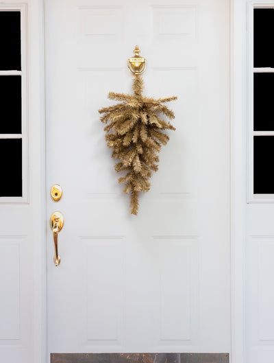 24" Pine Teardrop Swag: Burlap Tan (55 Tips) Lifestyle Photo