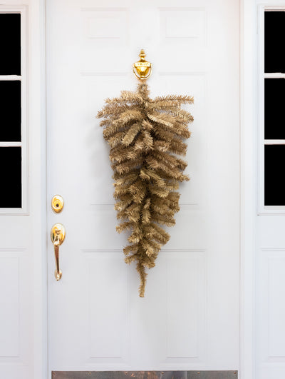 36" Pine Teardrop Swag: Burlap Tan (90 Tips) Lifestyle Photo