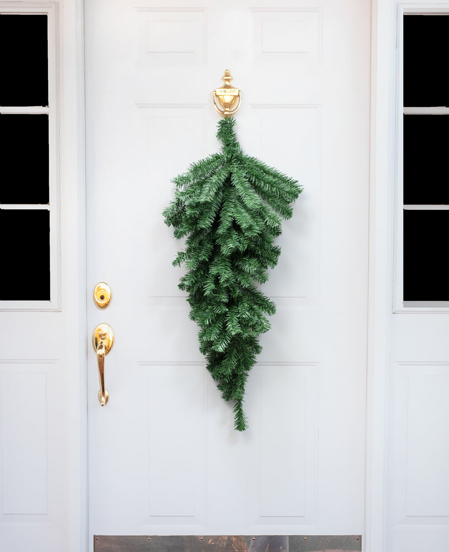 36" Pine Teardrop Swag: Two-Tone Green (90 Tips) Lifestyle Photo