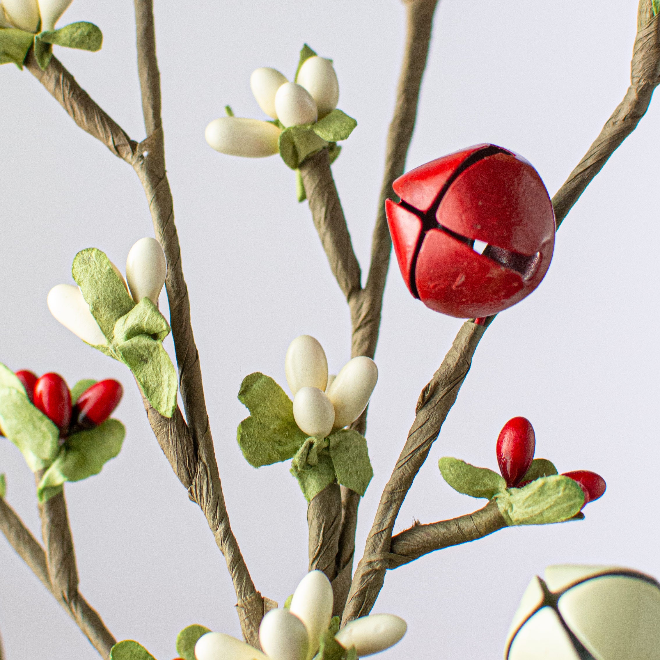 16" Pips and Bells Pick: Red & White Lifestyle Photo