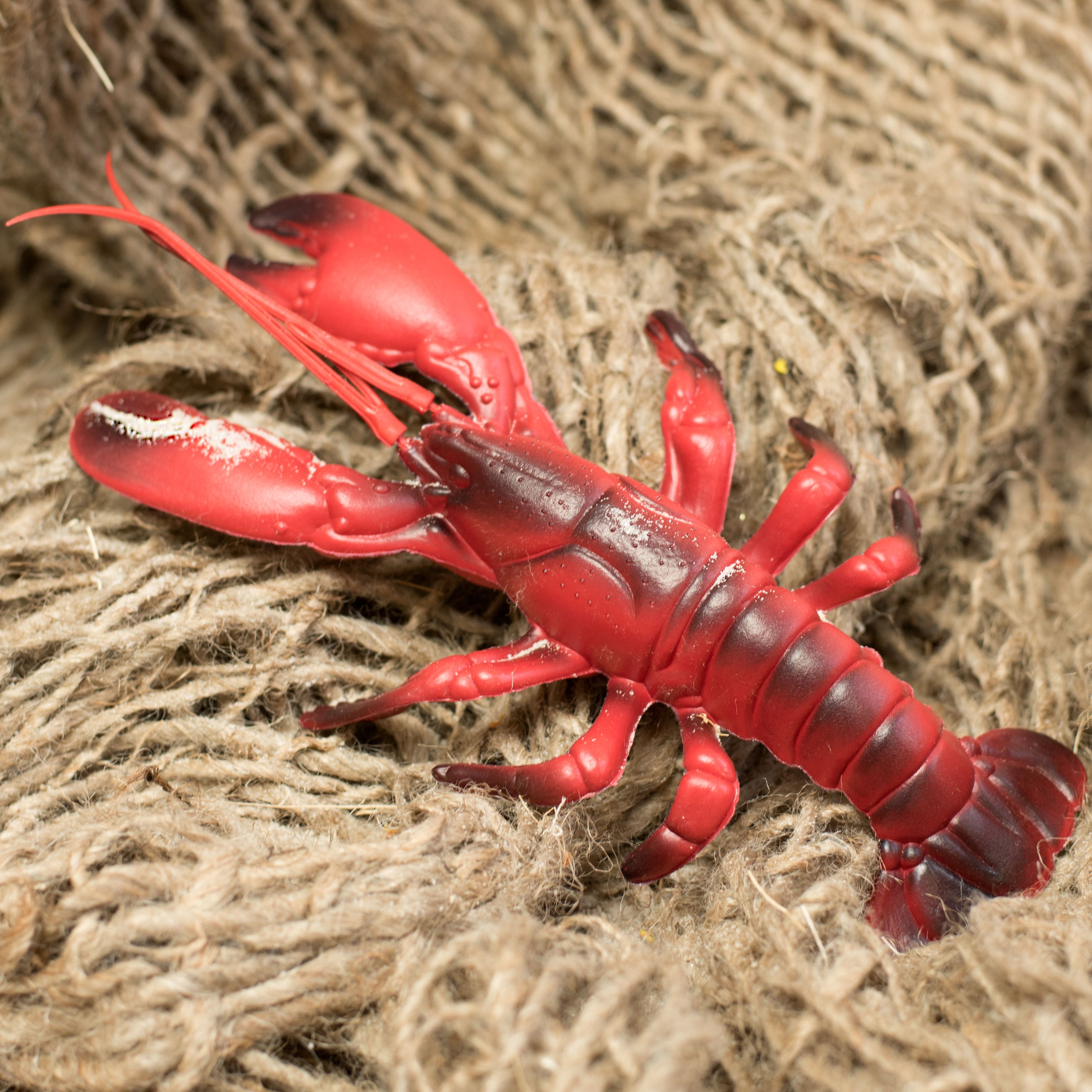 12" Plastic Crawfish-Lobster detail photo 3