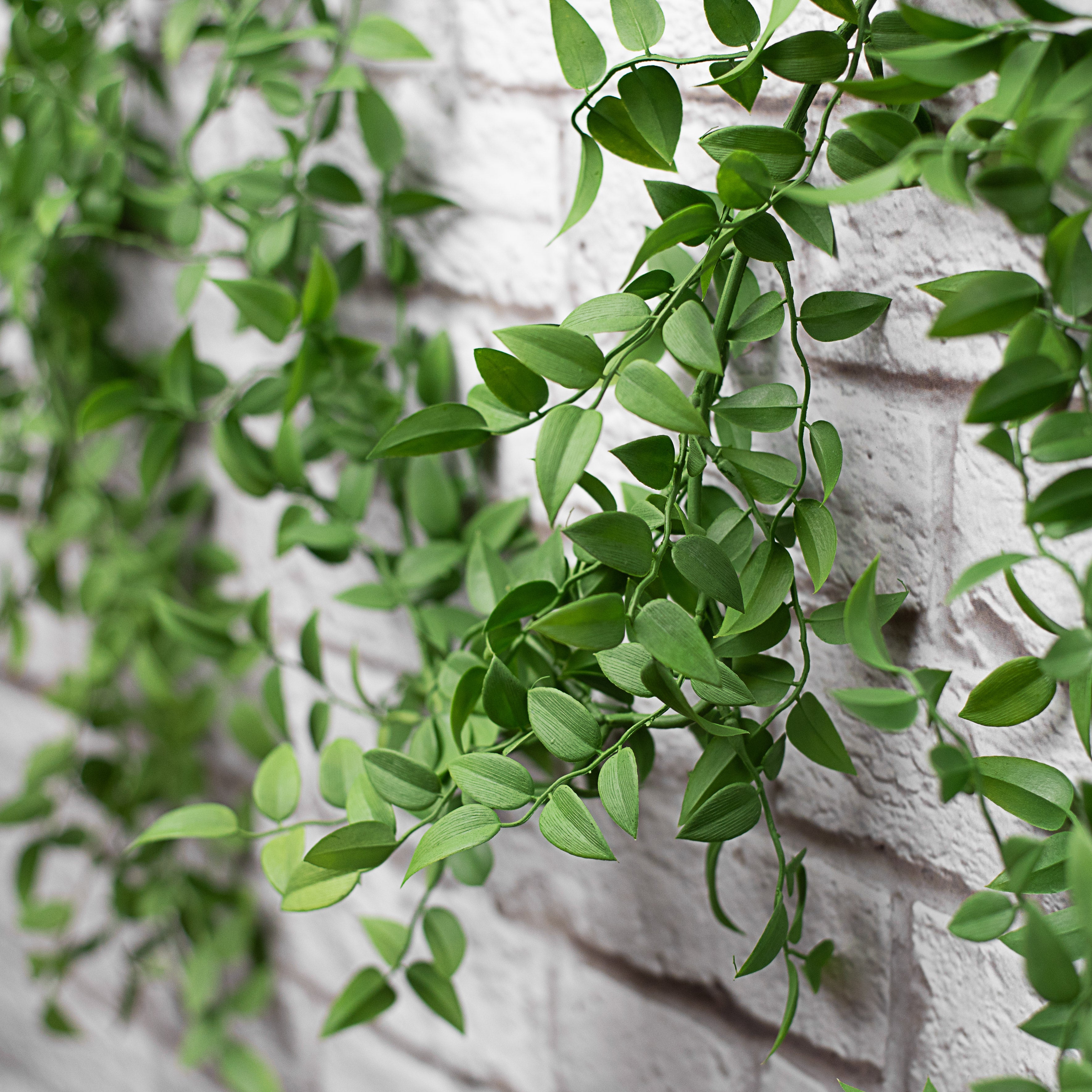6' Plastic Leaf Garland Lifestyle Photo