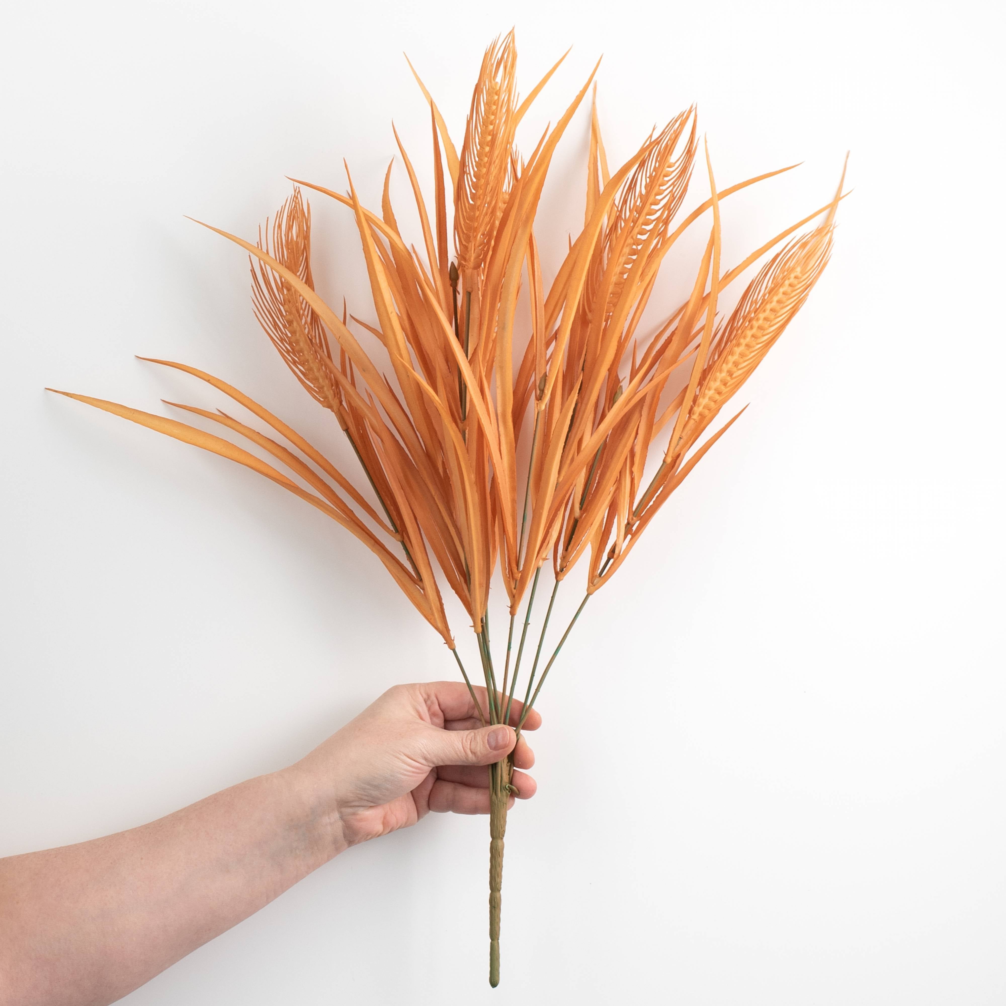 21" Plastic Wheat Bush: Rust Orange detail photo 3