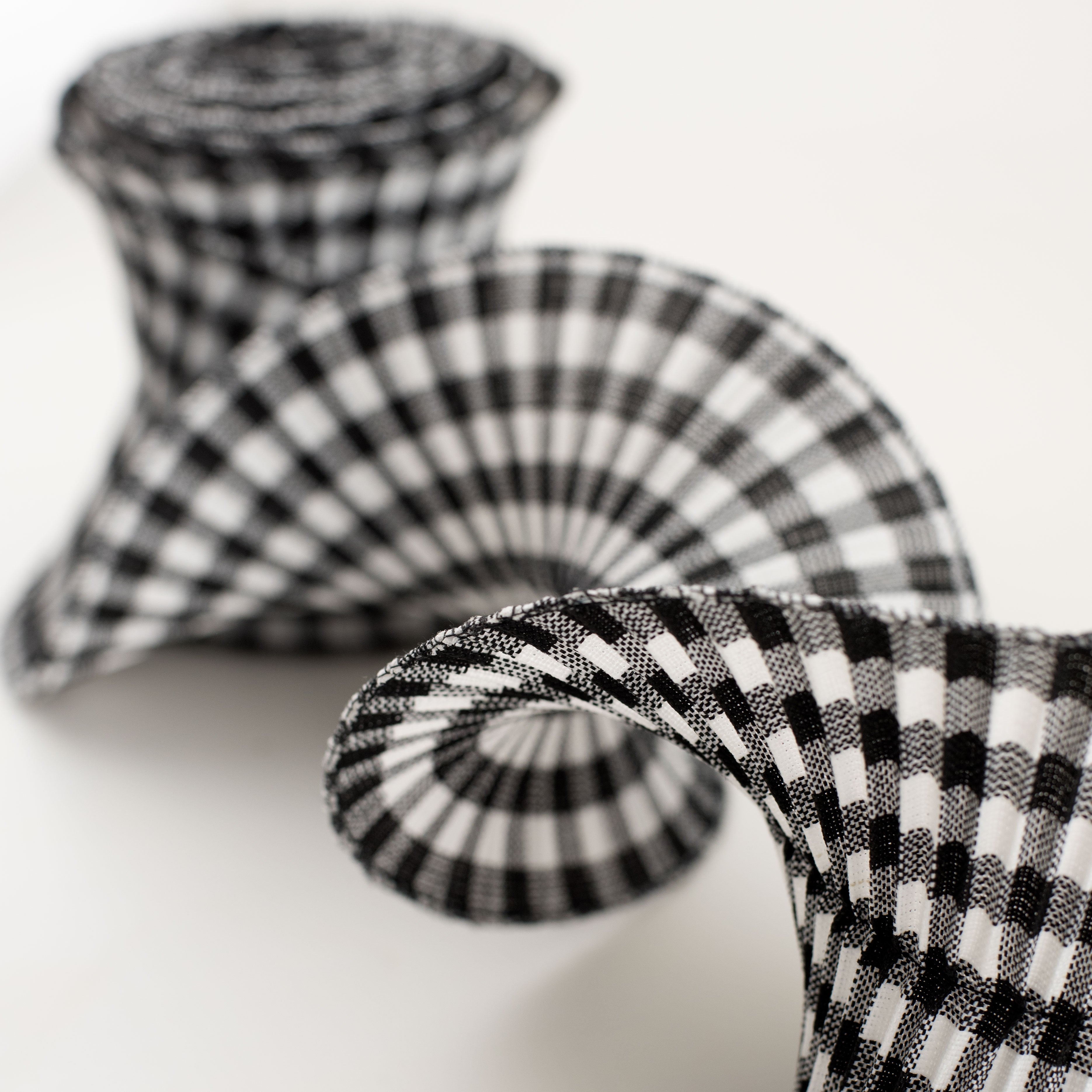 5.5" Pleated Plaid Check Ribbon: Black & White (5 Yards) detail photo 5