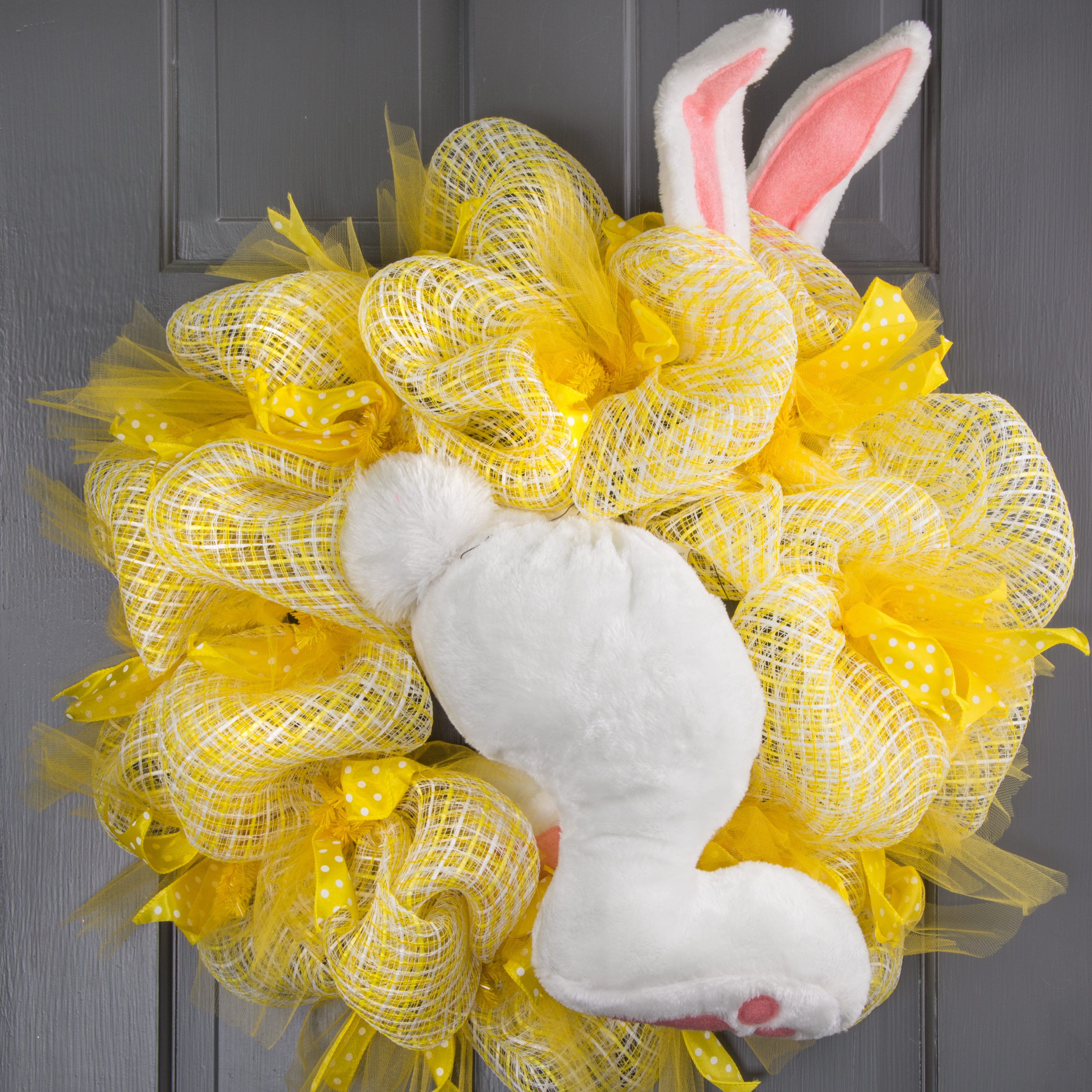 Plush Bunny Wreath Accent: White & Pink detail photo 3