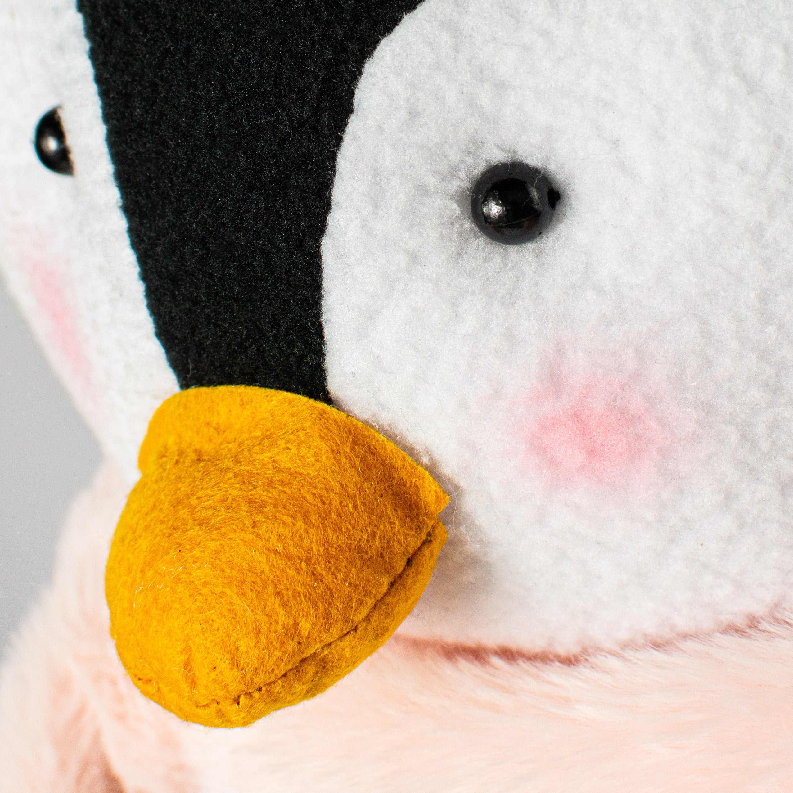 20" Plush Penguin Head Wreath Accent: Mint Green & Pink detail photo 3