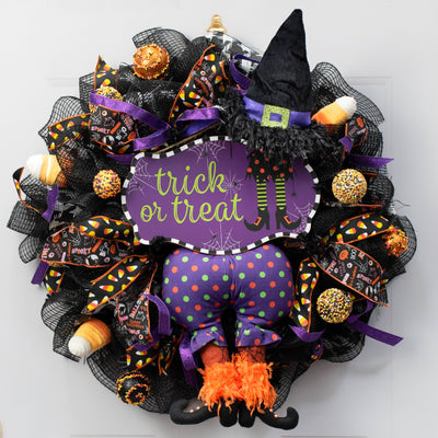 20" Polka Dot Witch Wreath Decor Kit: Purple Lifestyle Photo
