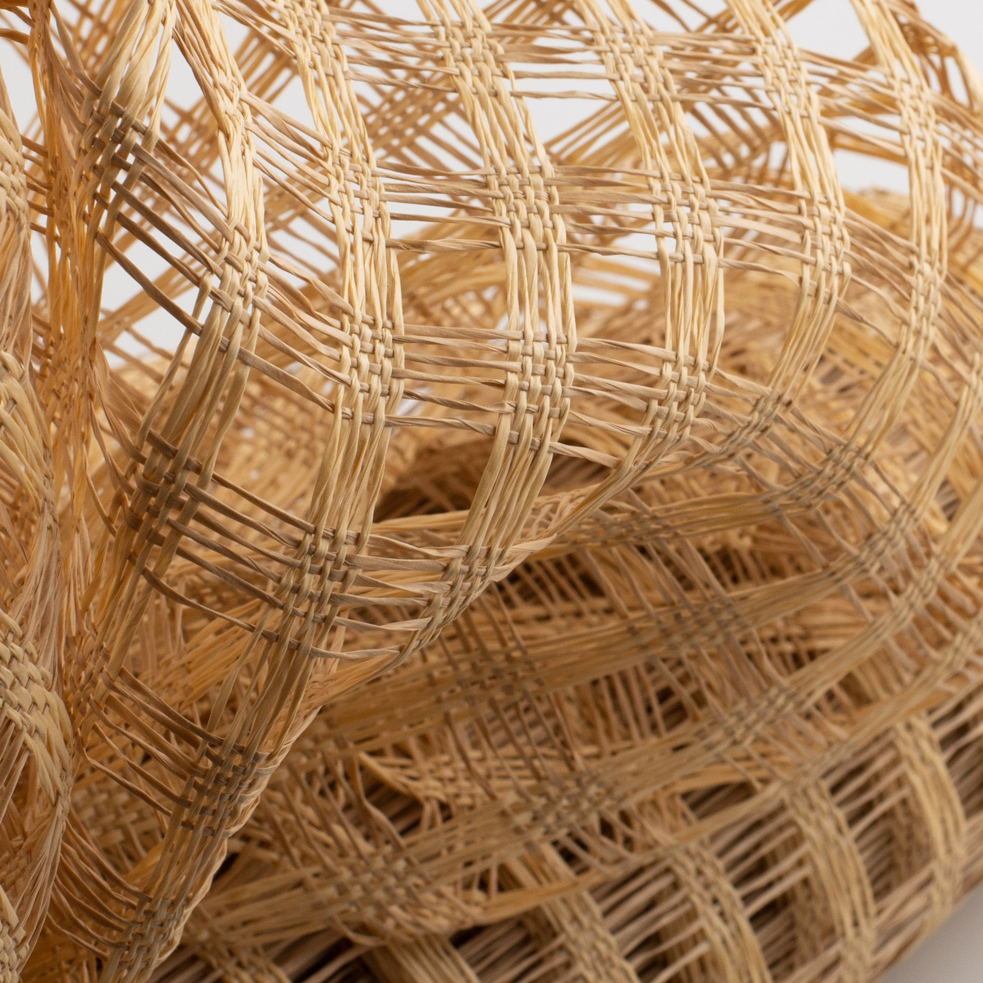 21" Poly Burlap Check Mesh: Buff & Beige Lifestyle Photo