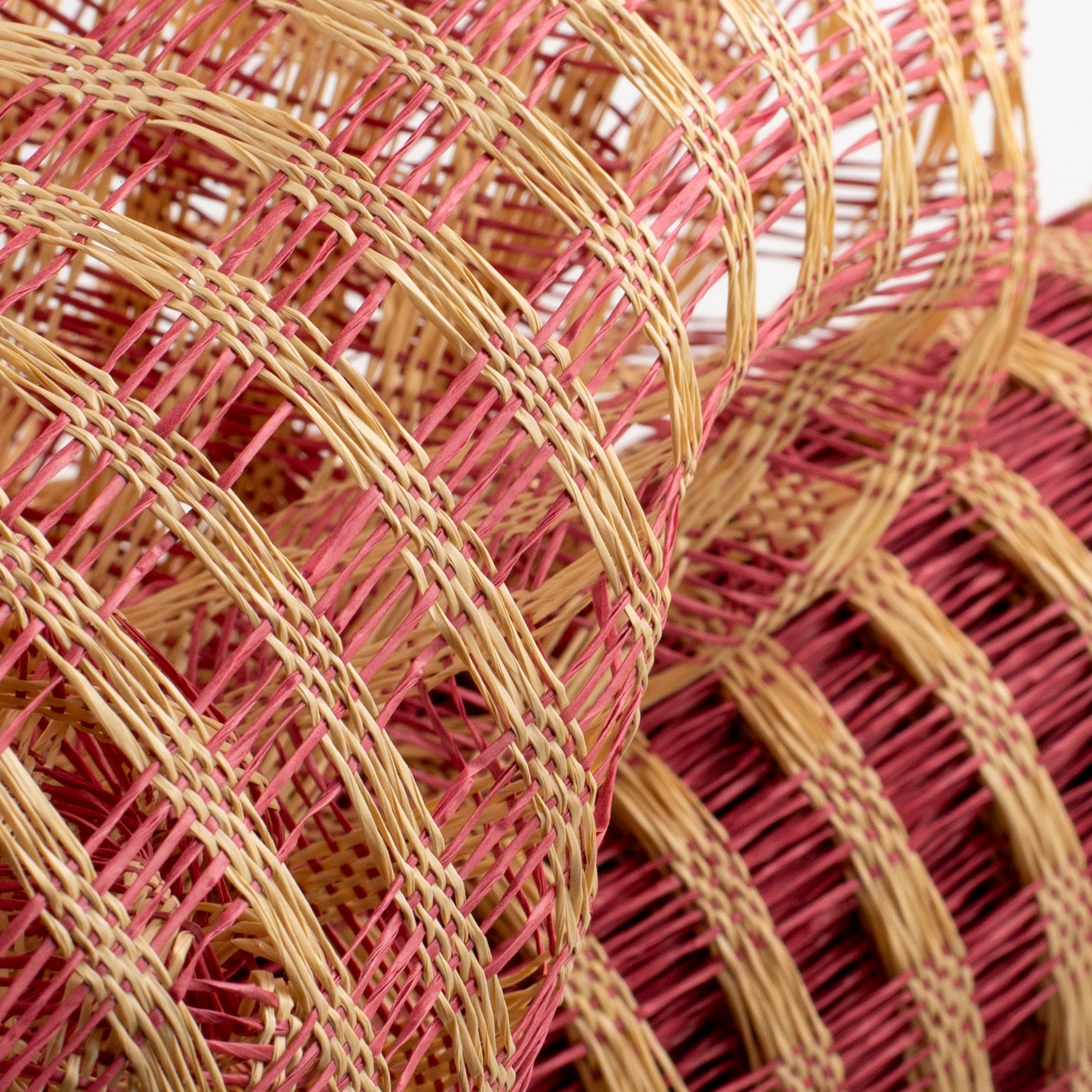 21" Poly Burlap Check Mesh: Cranberry & Beige Lifestyle Photo