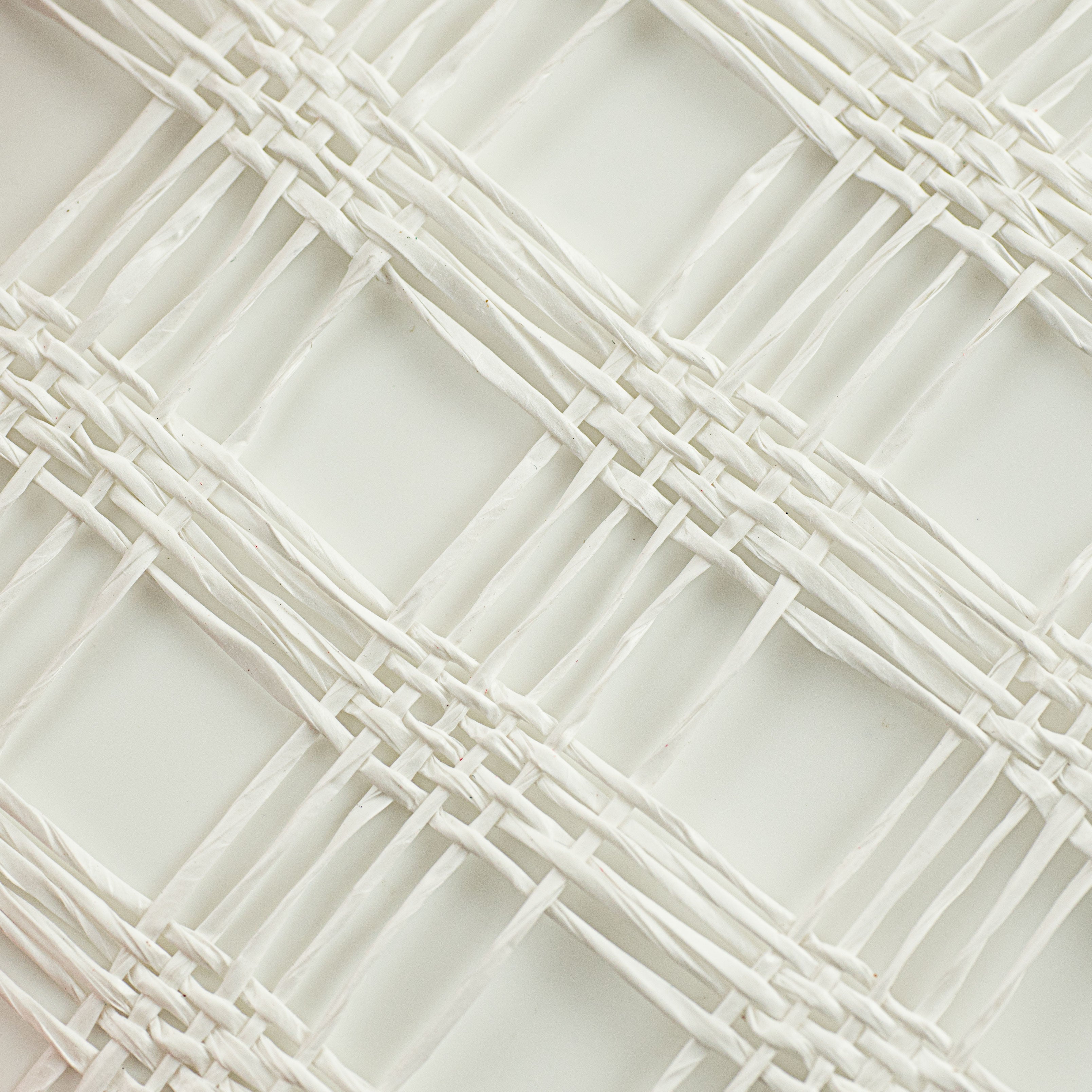 10" Poly Burlap Check Mesh: White detail photo 3
