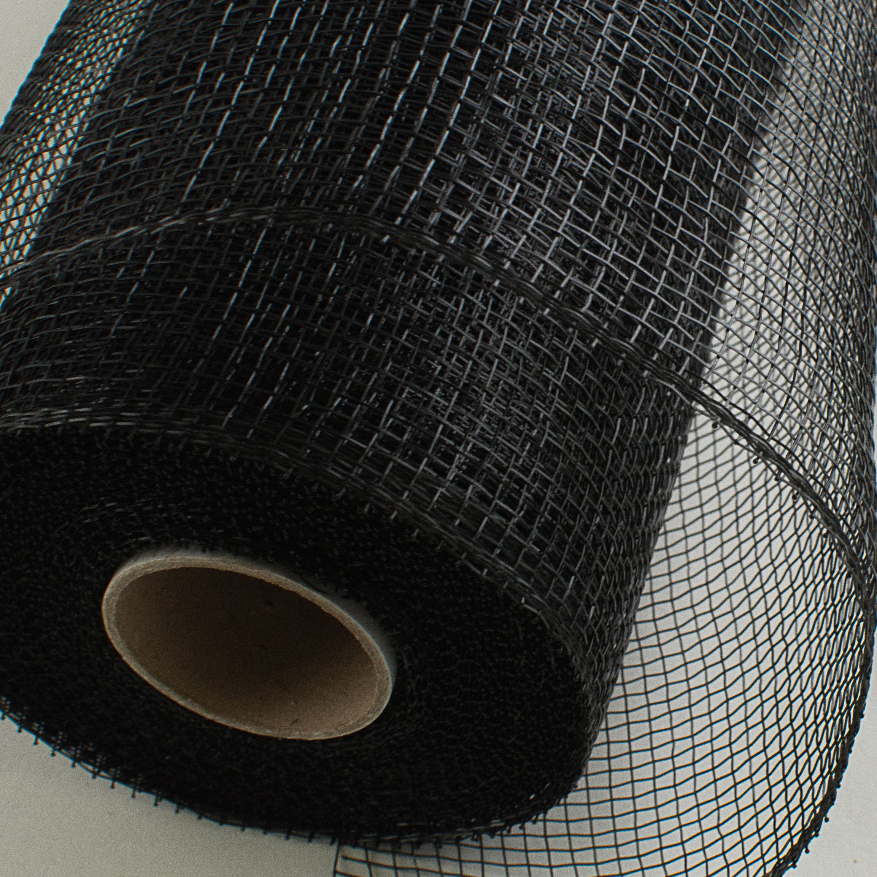 21" Poly Deco Mesh: Black Lifestyle Photo