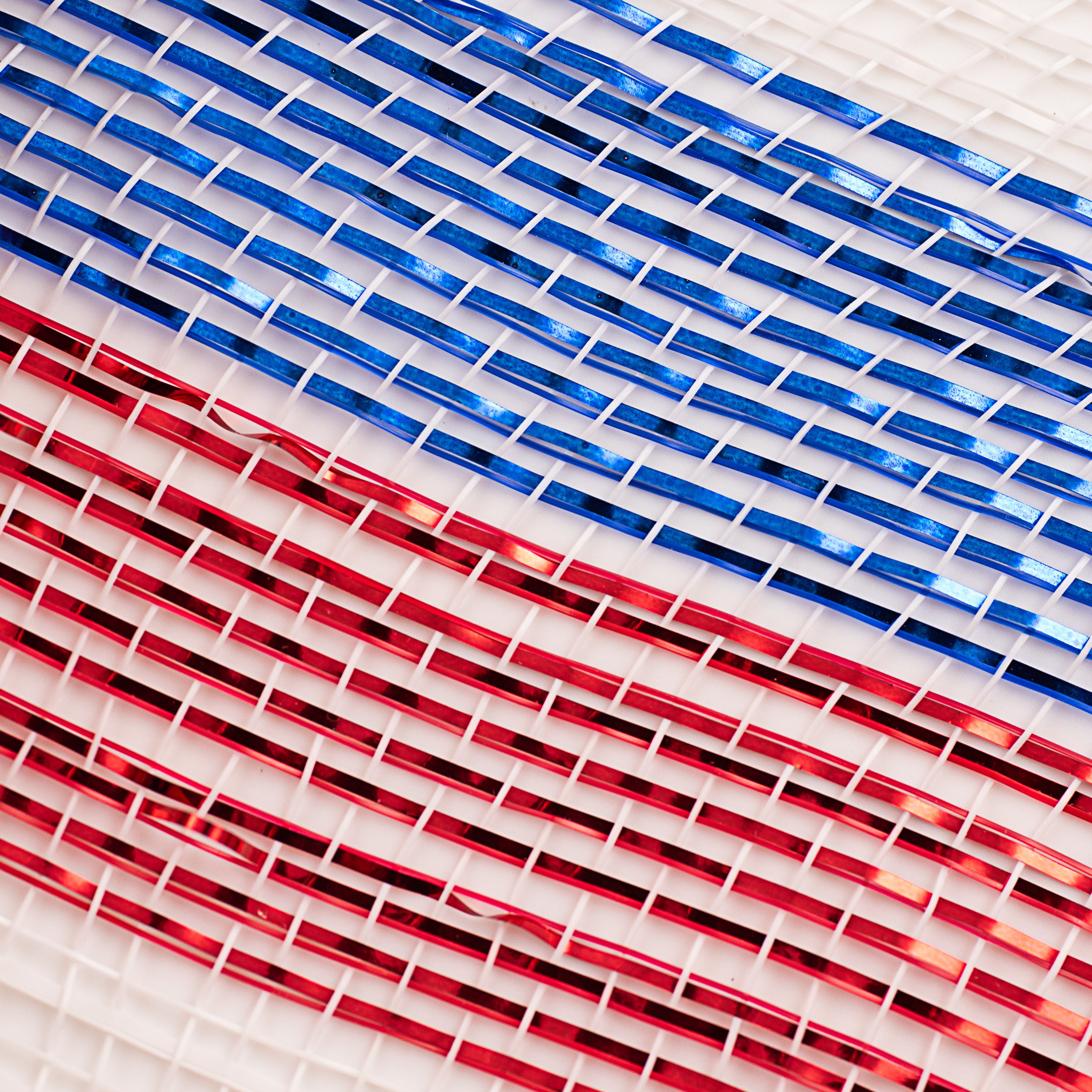 10" Poly Deco Mesh: Deluxe Stripe Patriotic detail photo 3