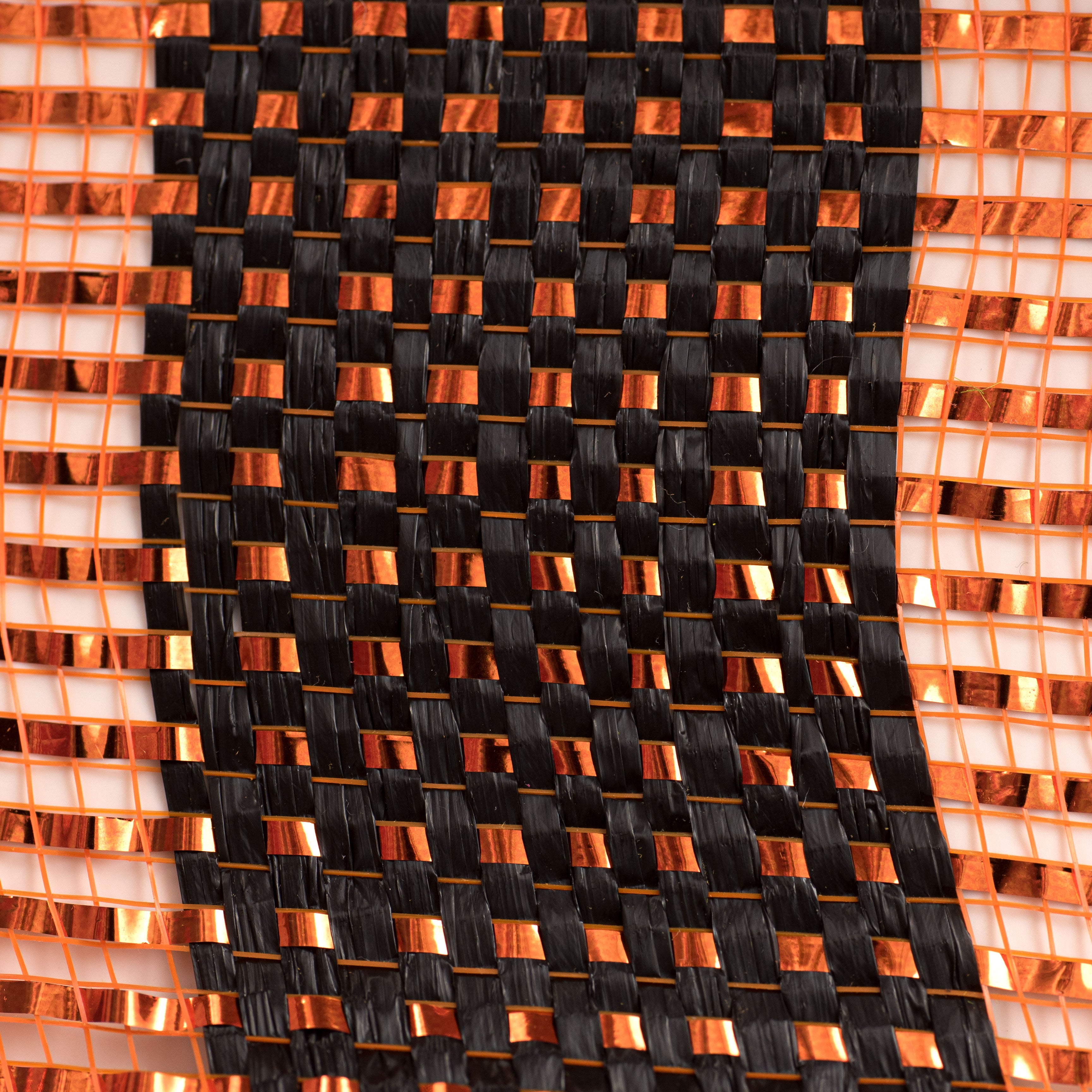 21" Poly Deco Mesh: Deluxe Wide Stripe Black/Orange detail photo 3