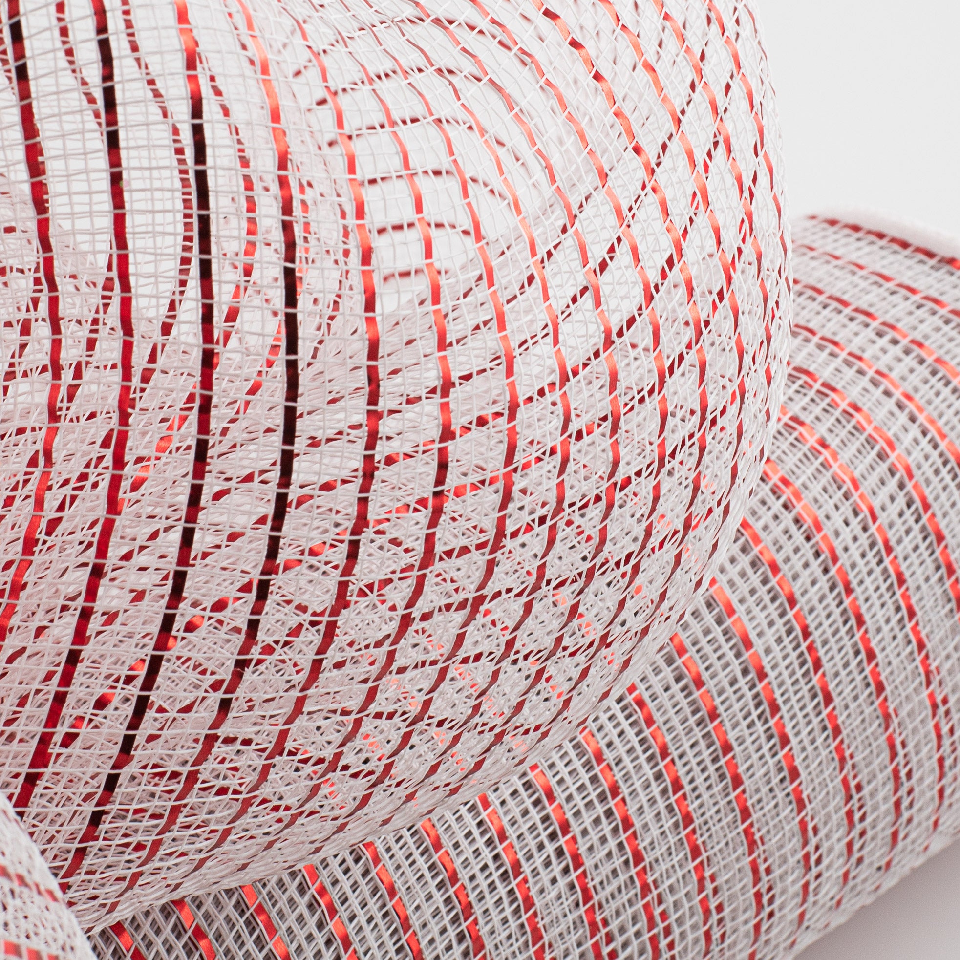 21" Poly Deco Mesh: Matte Red Wide Foil on White Lifestyle Photo