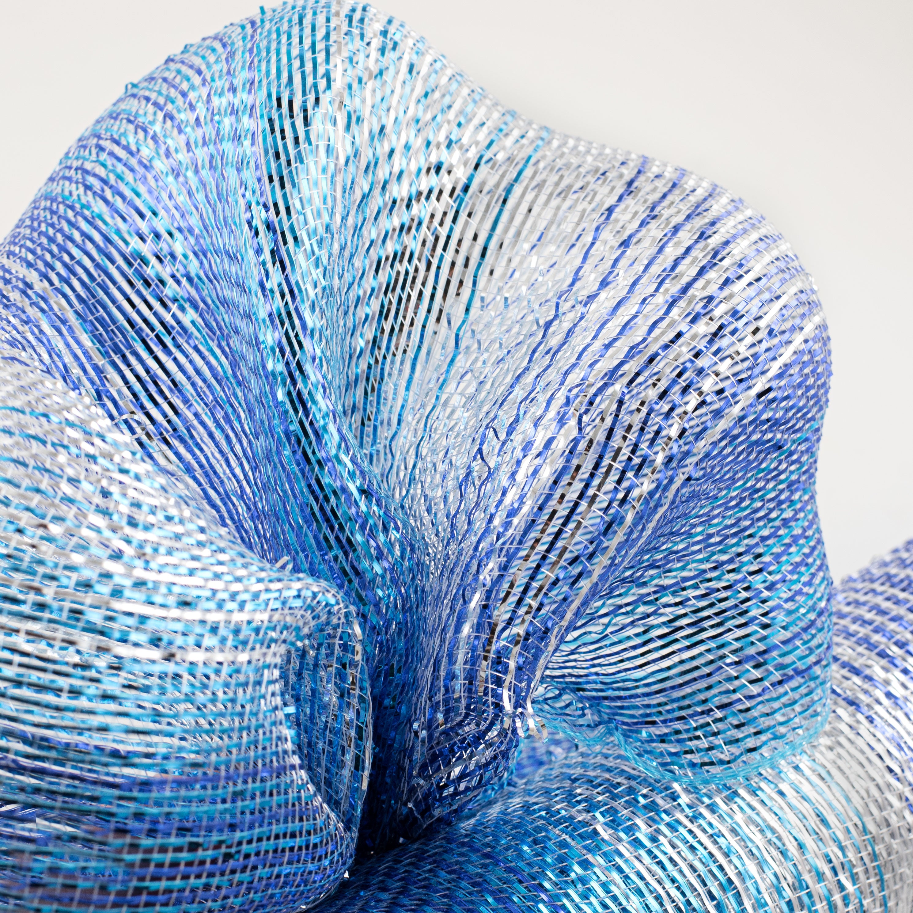 21" Poly Deco Mesh: Metallic Blended Blue Ombré Lifestyle Photo