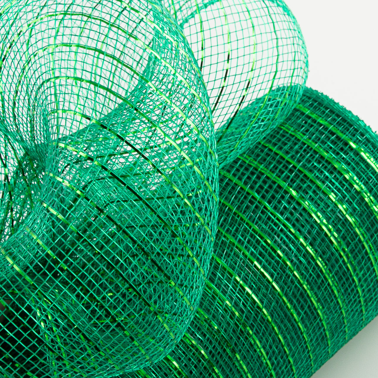 10" Poly Deco Mesh: Metallic Emerald Green Lifestyle Photo