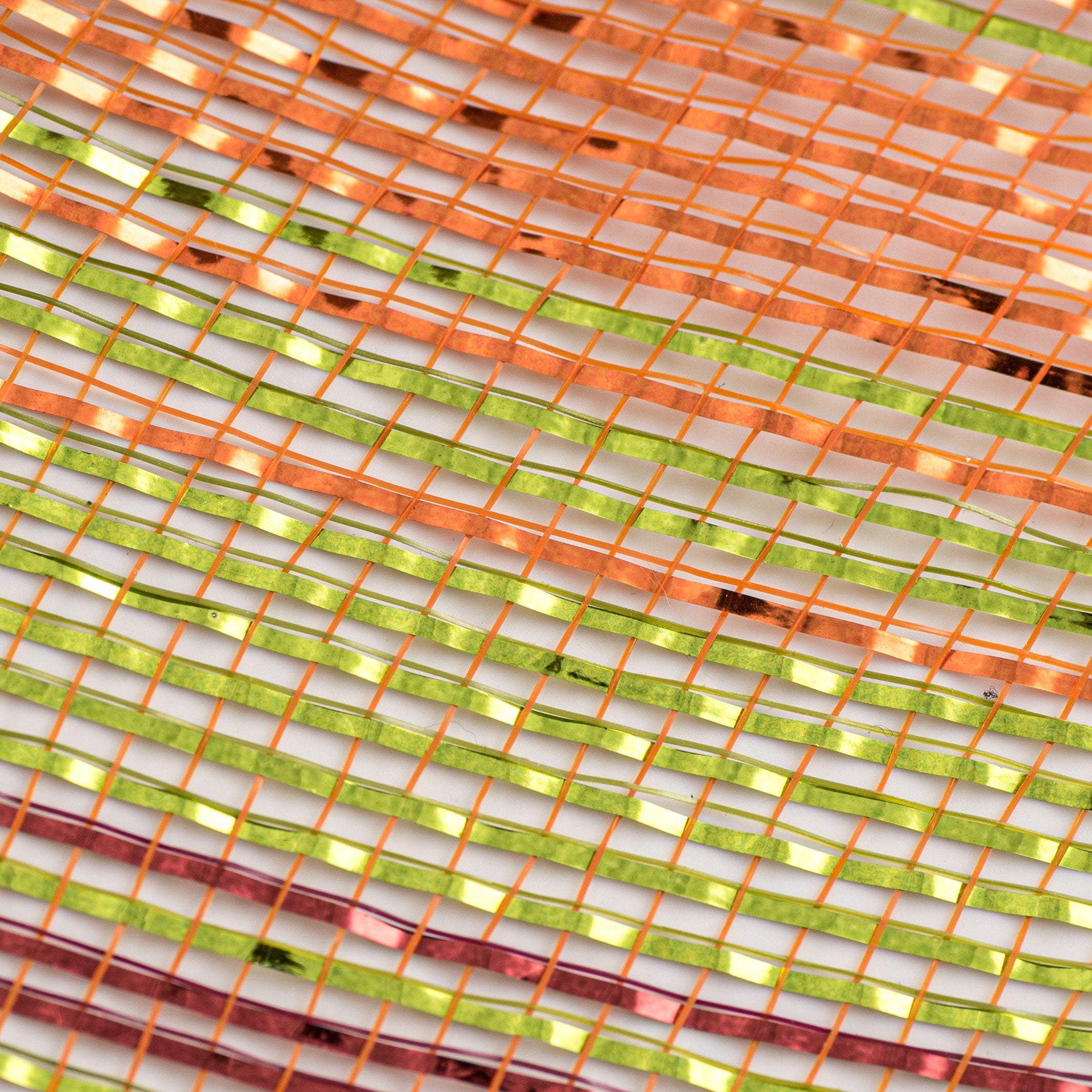 10" Poly Deco Mesh: Metallic Fall Ombré detail photo 3