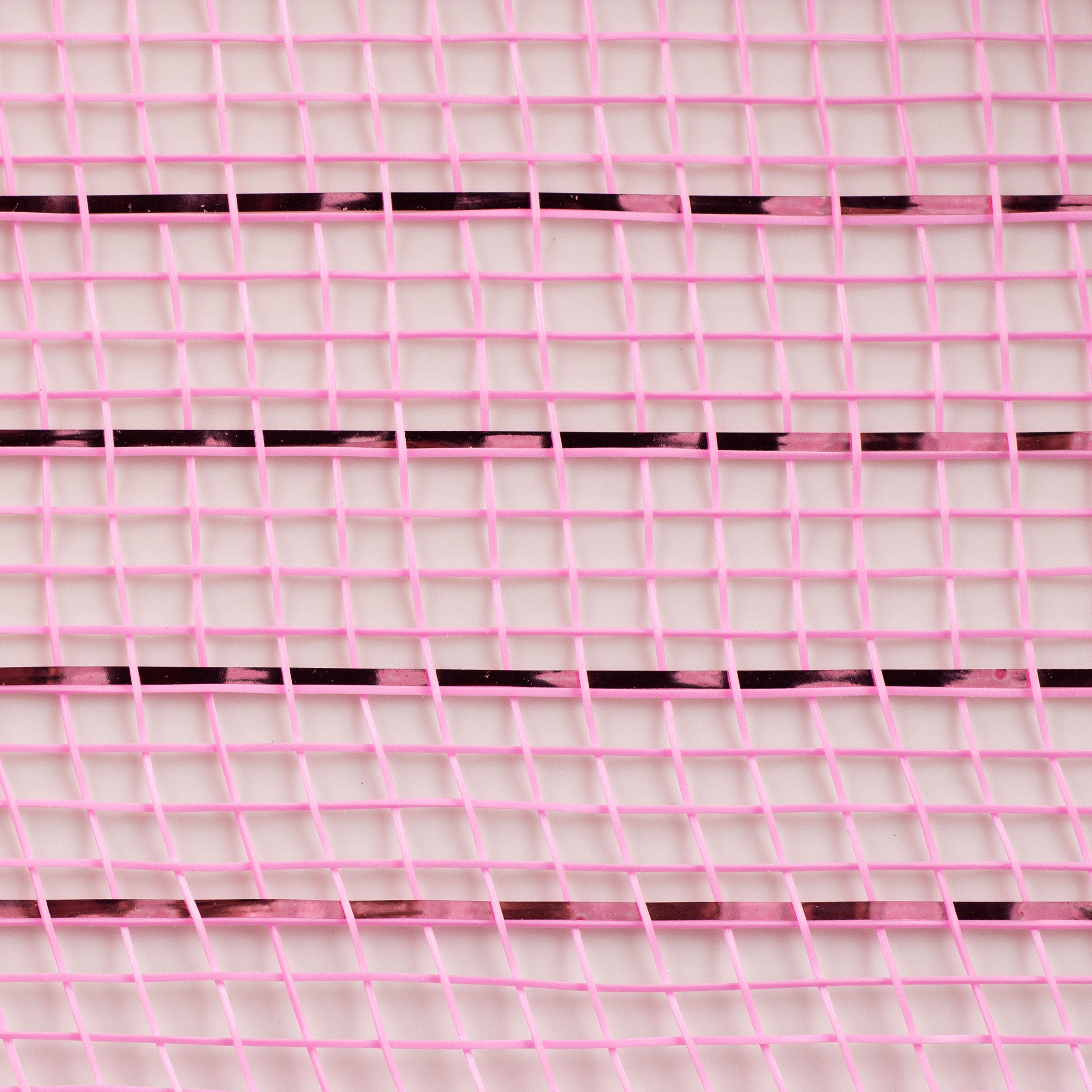 21" Poly Deco Mesh: Metallic Pink detail photo 3