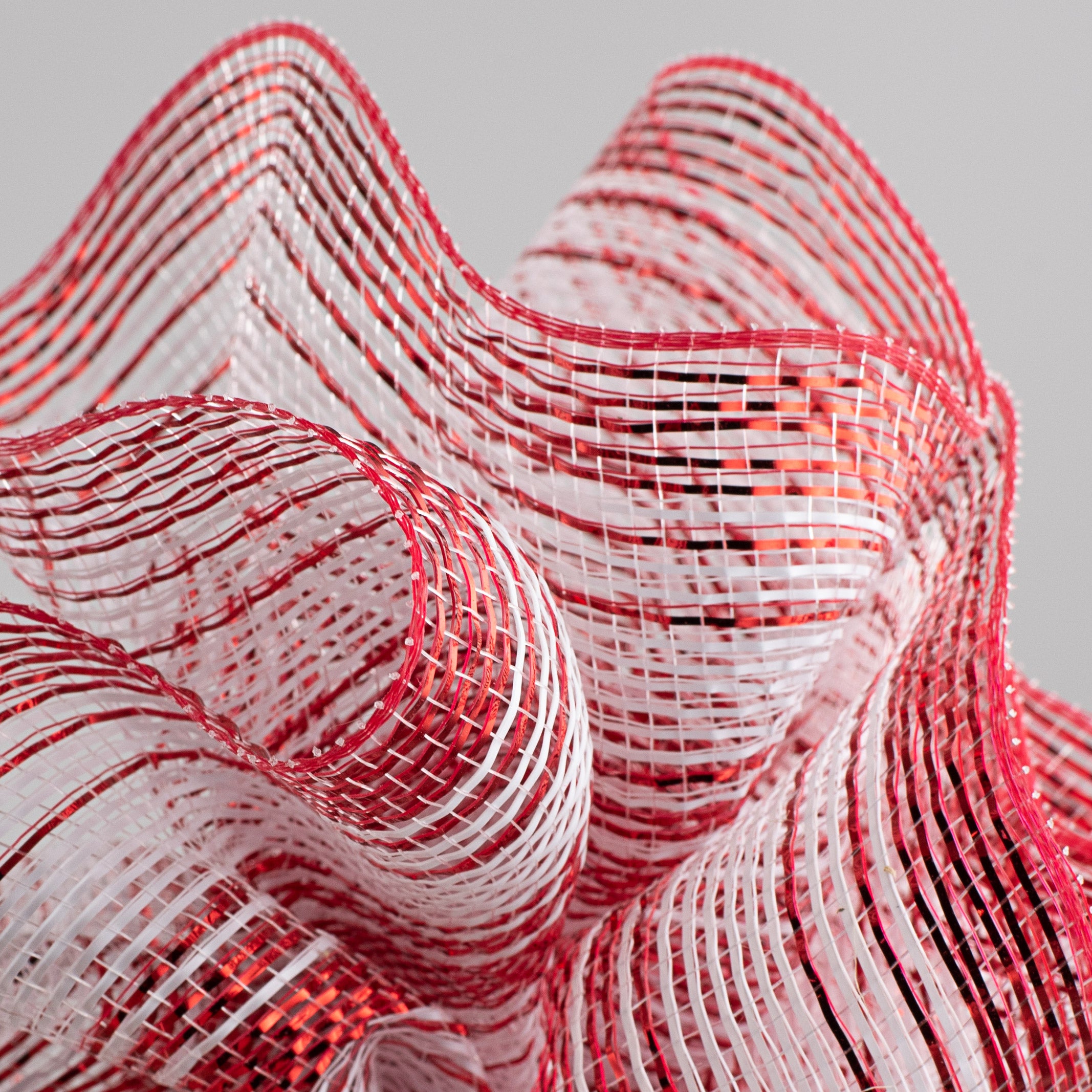 10" Poly Deco Mesh: Metallic Red/White Ombré Lifestyle Photo